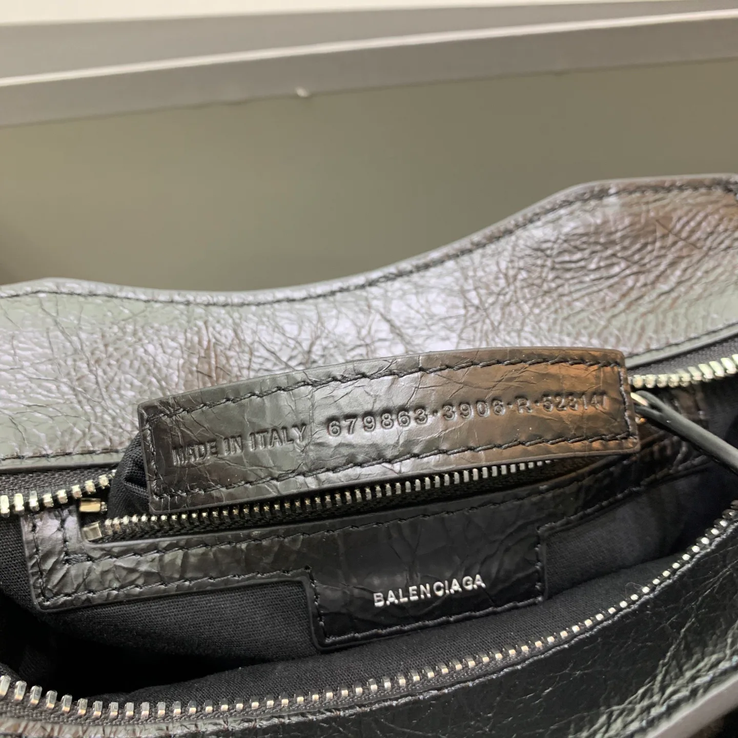Women's Classic Handbags BALENCIAGA 17801579