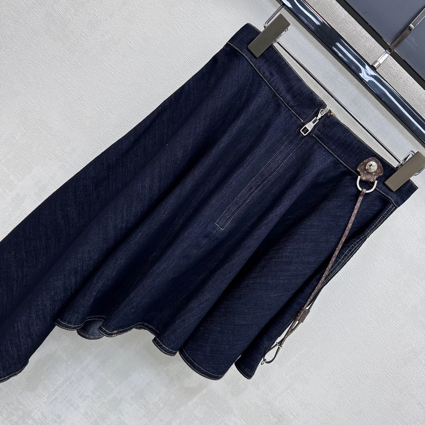 Women's Skirts LOUIS VUITTON 18181798