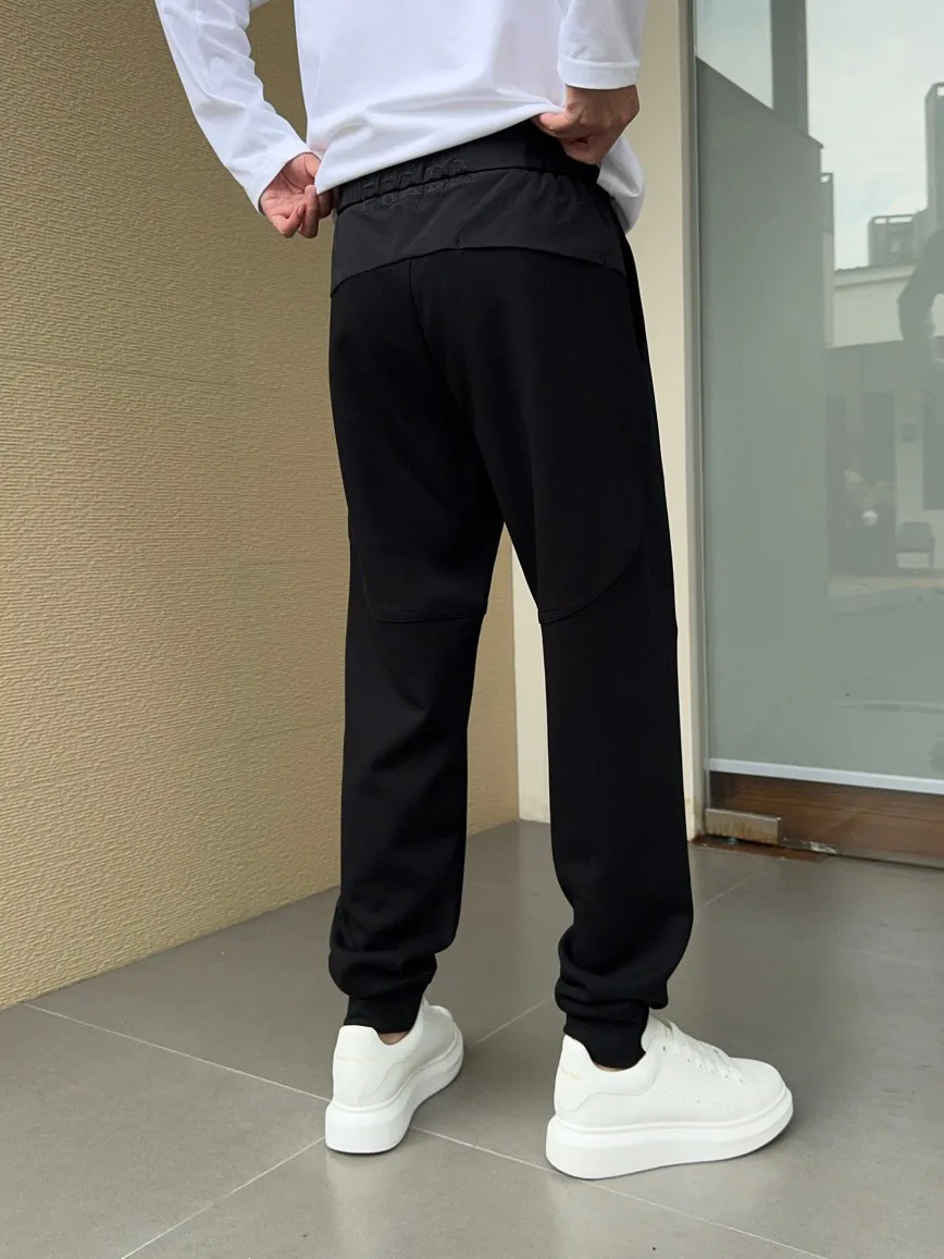 Women's Trousers PRADA 18178329