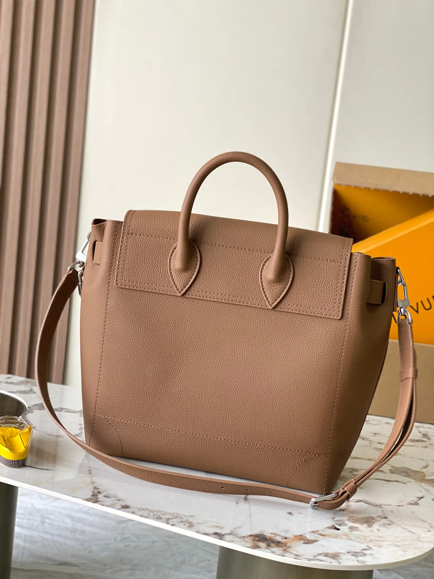 Women's Classic Handbags LOUIS VUITTON 18521056