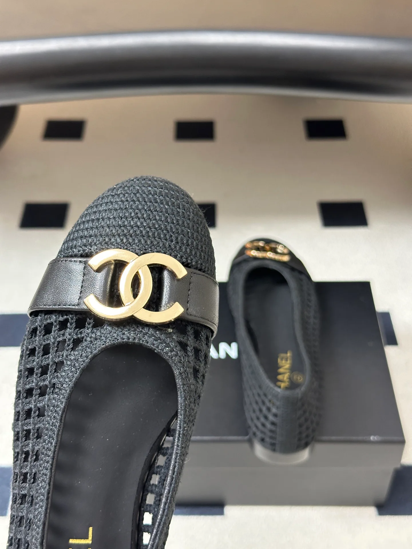 Women's Ballet Flats CHANEL 17403436