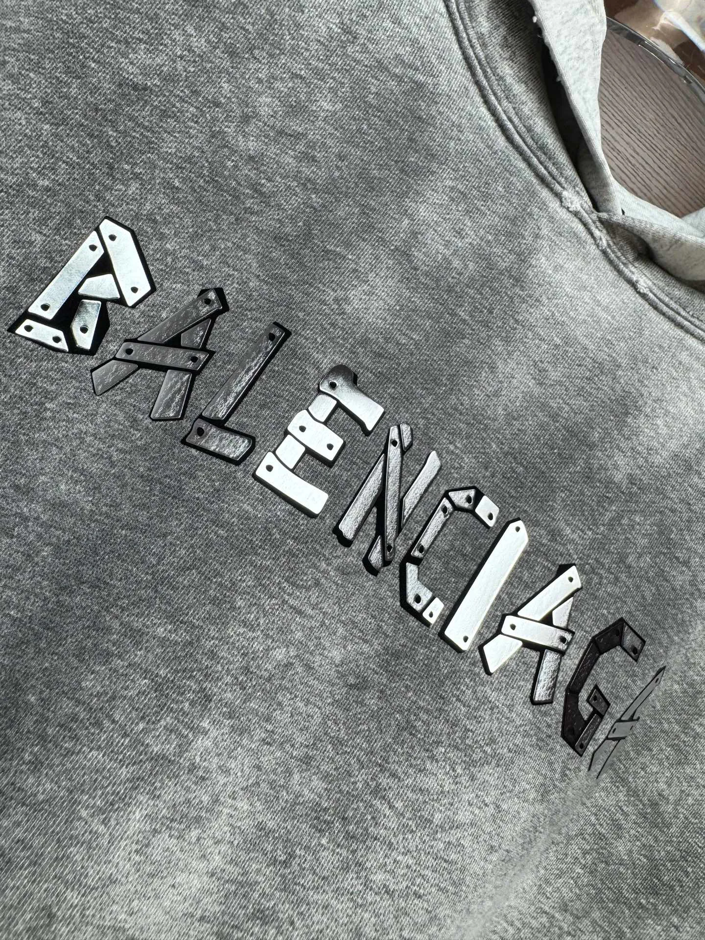 Women's Sweatshirts And Hoodies BALENCIAGA 18182350