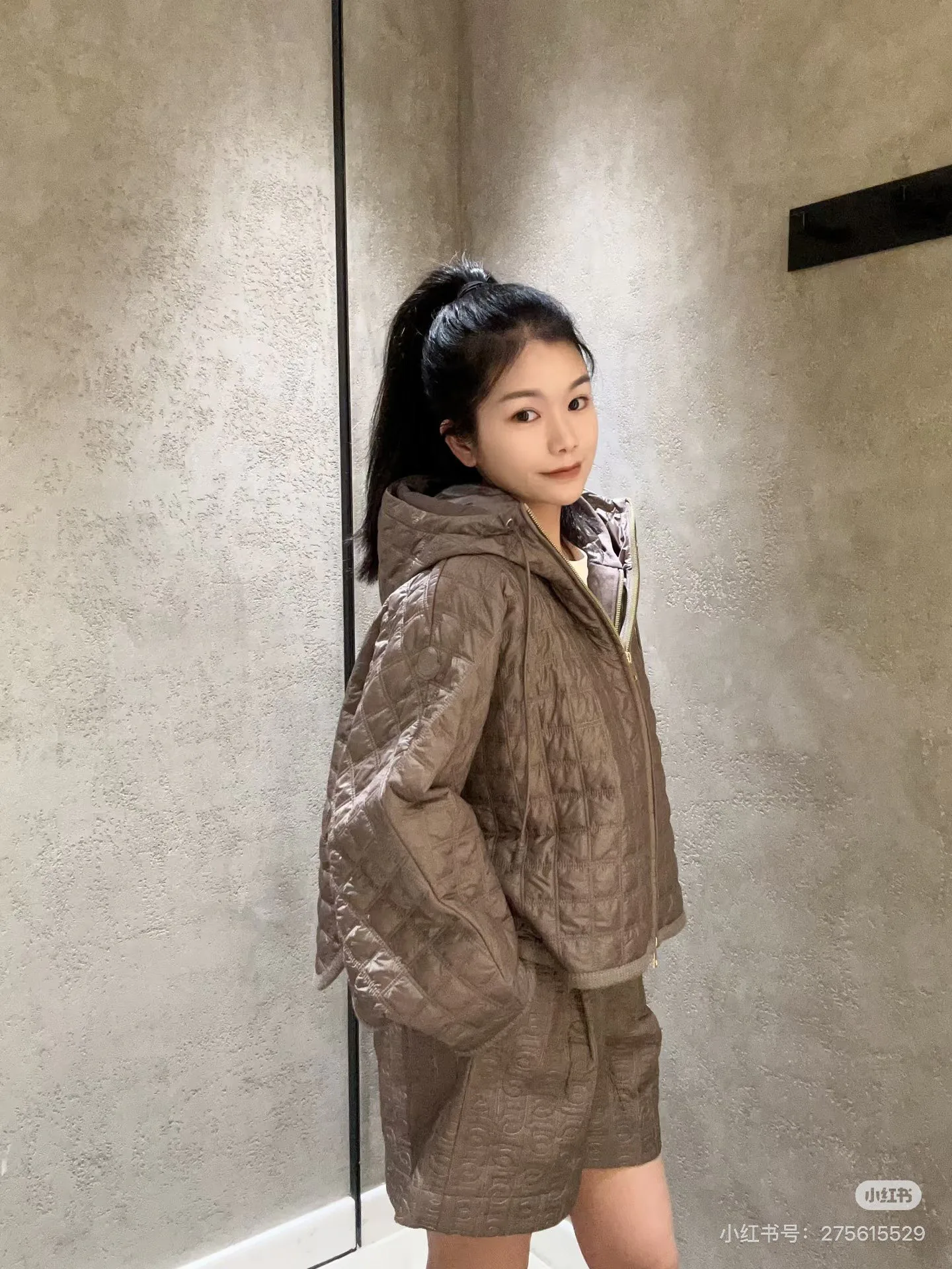 Women's Jackets And Down Jackets MONCLER 18044529