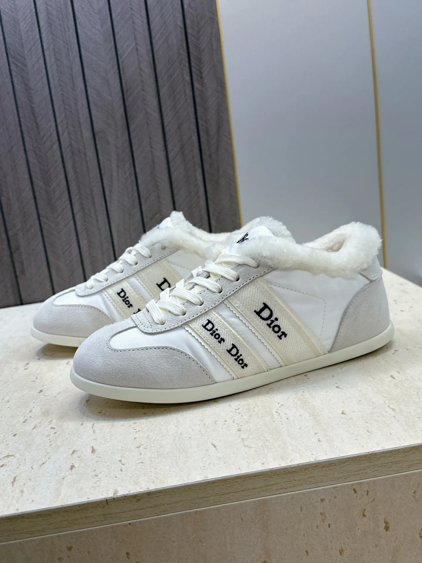 Women's Sneakers CHRISTIAN DIOR 18247833