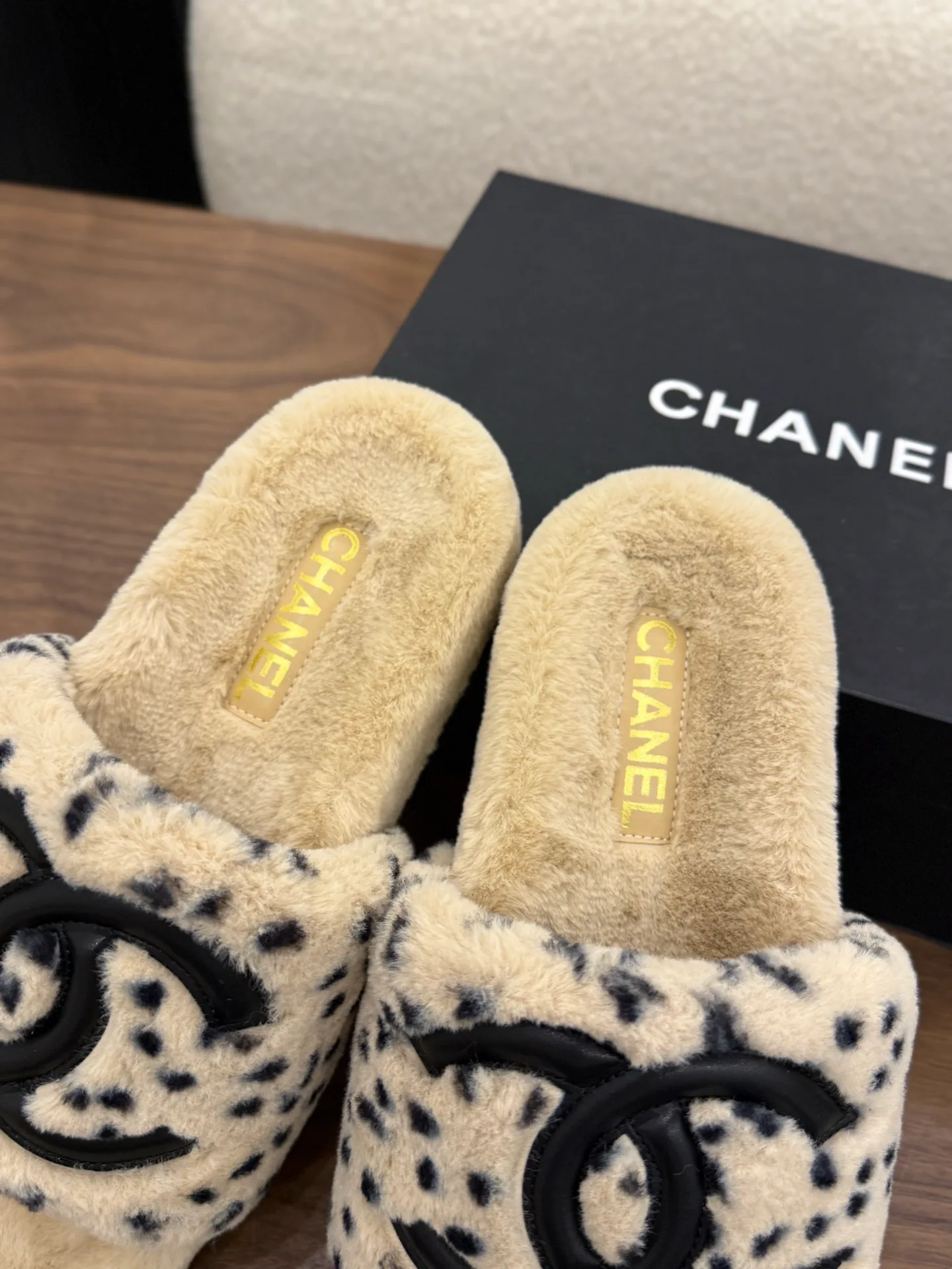 Women's Slippers CHANEL 18223622