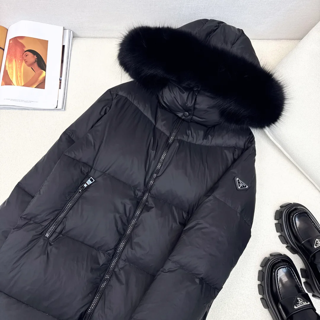 Women's Jackets And Down Jackets PRADA 18478850