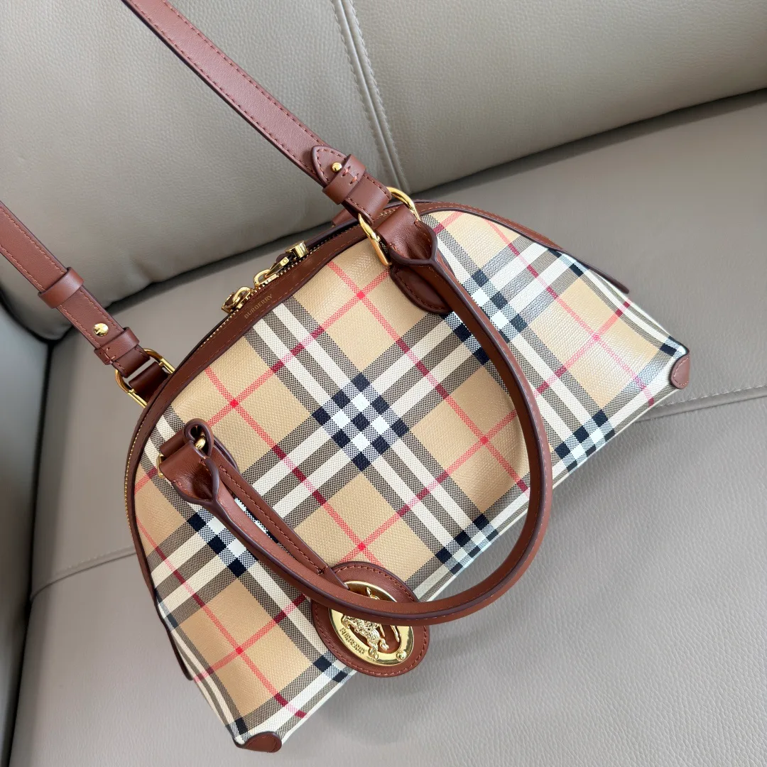 Women's Classic Handbags BURBERRY 17948670