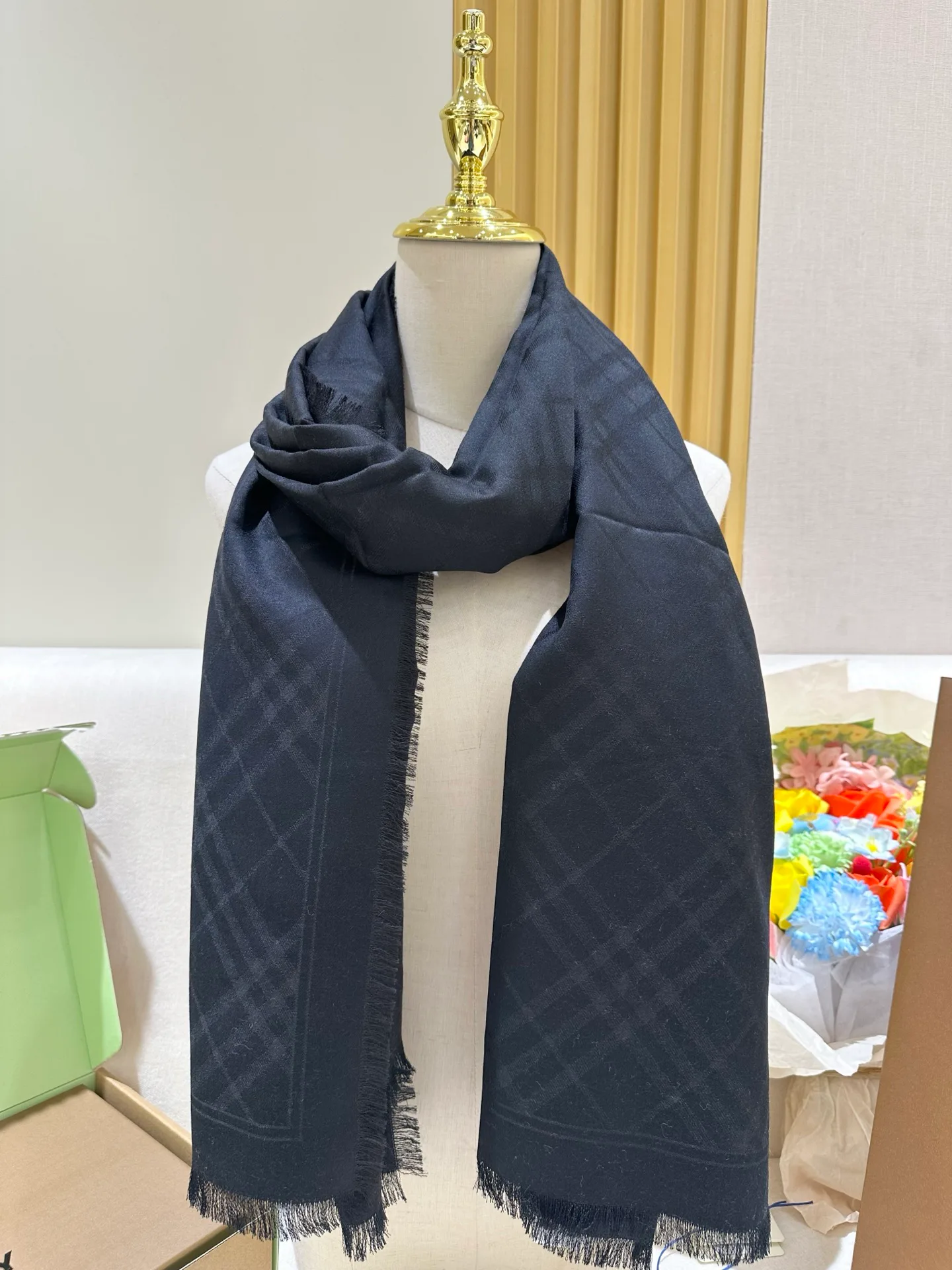 Scarves BURBERRY 17916814