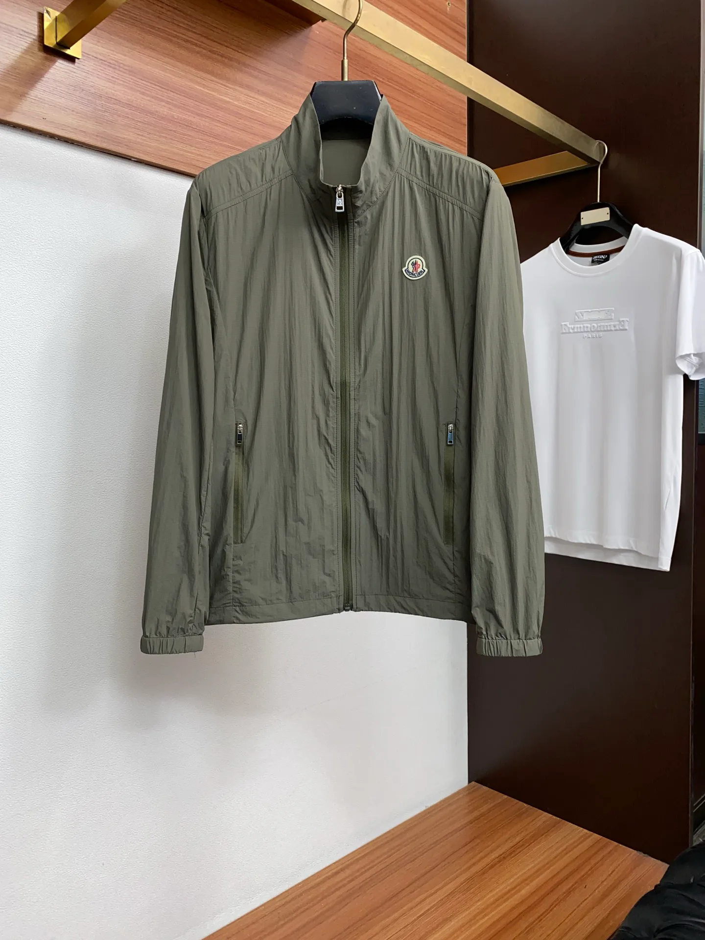 Men's Jackets And Down Jackets MONCLER 17510129