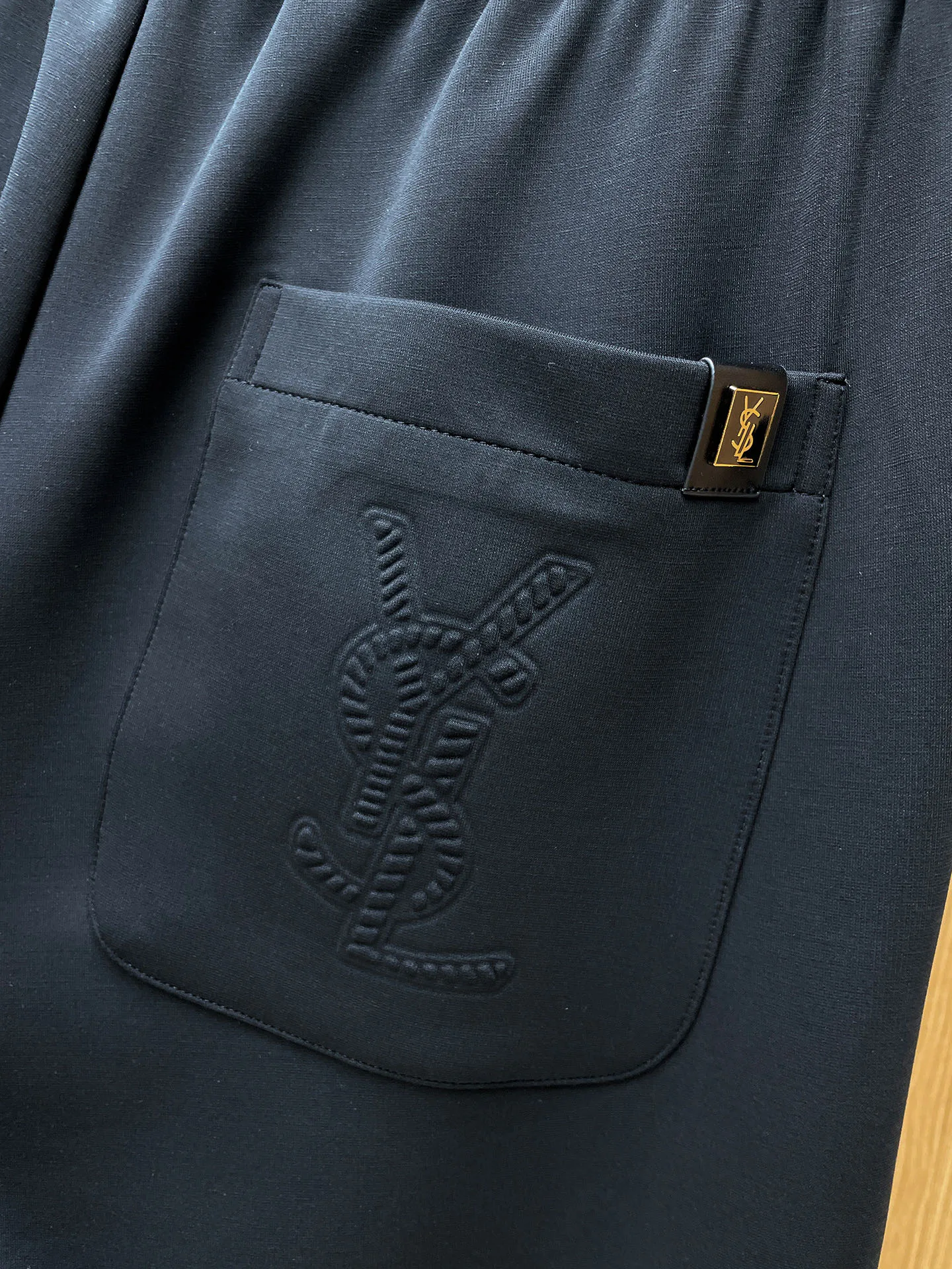 Men's Trousers SAINT LAURENT 18499623