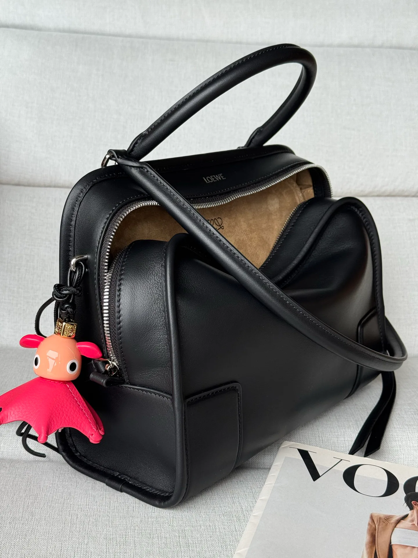 Women's Classic Handbags LOEWE 17679819