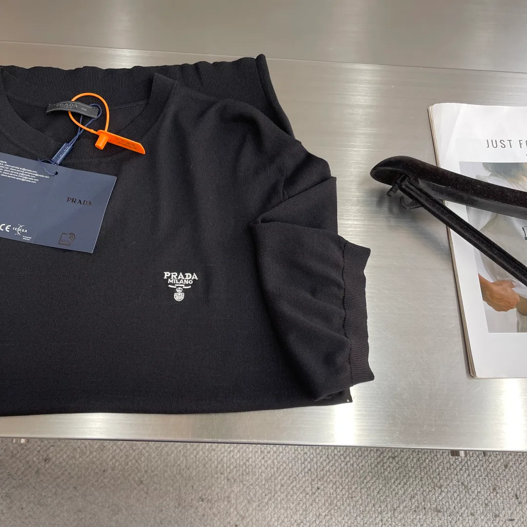 Men's Jumpers And Sweaters PRADA 18191280