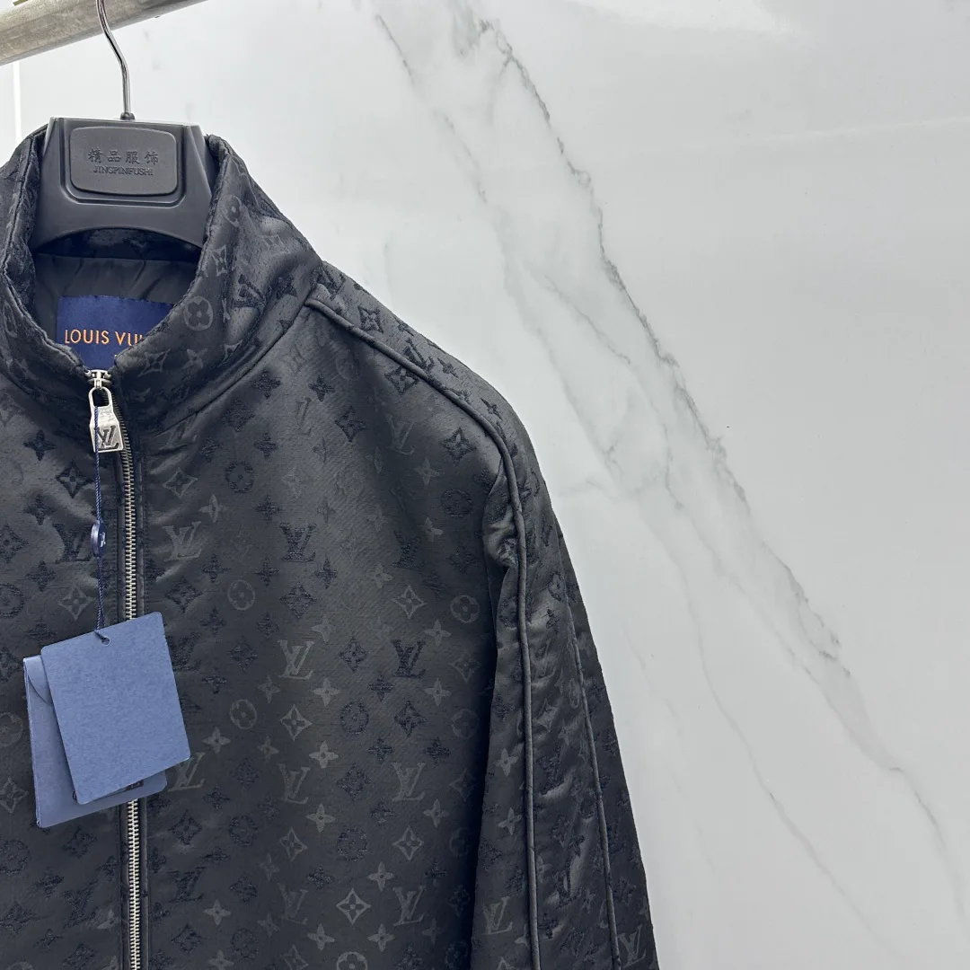 Men's Jackets And Down Jackets LOUIS VUITTON 18246855