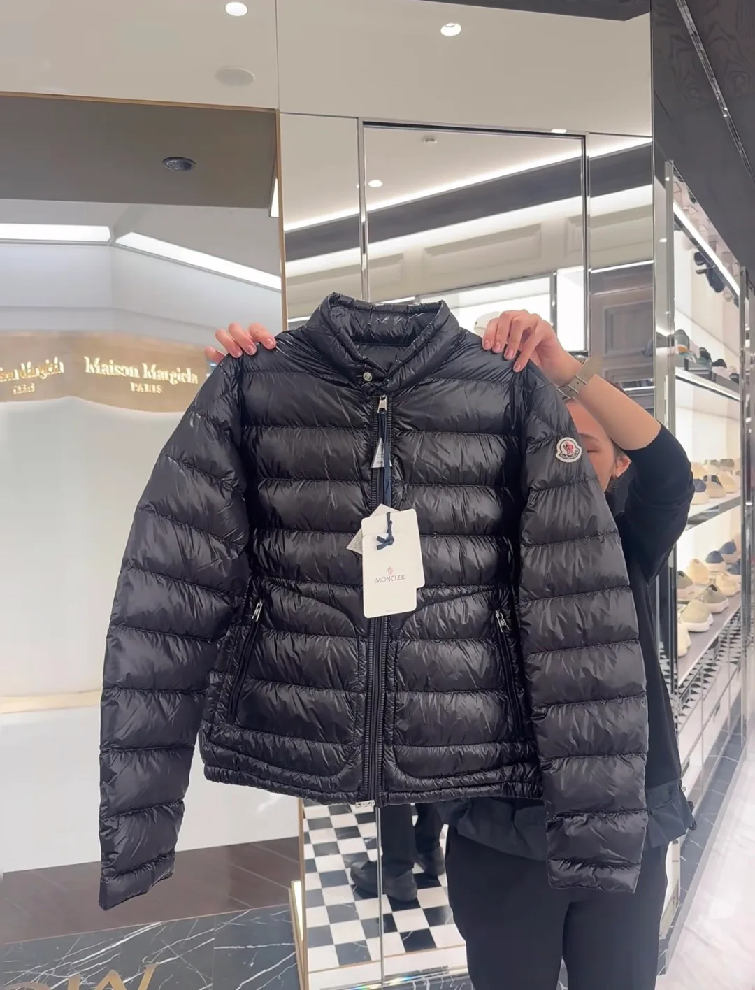 Куртки И Пуховики Мужские Moncler 18683750