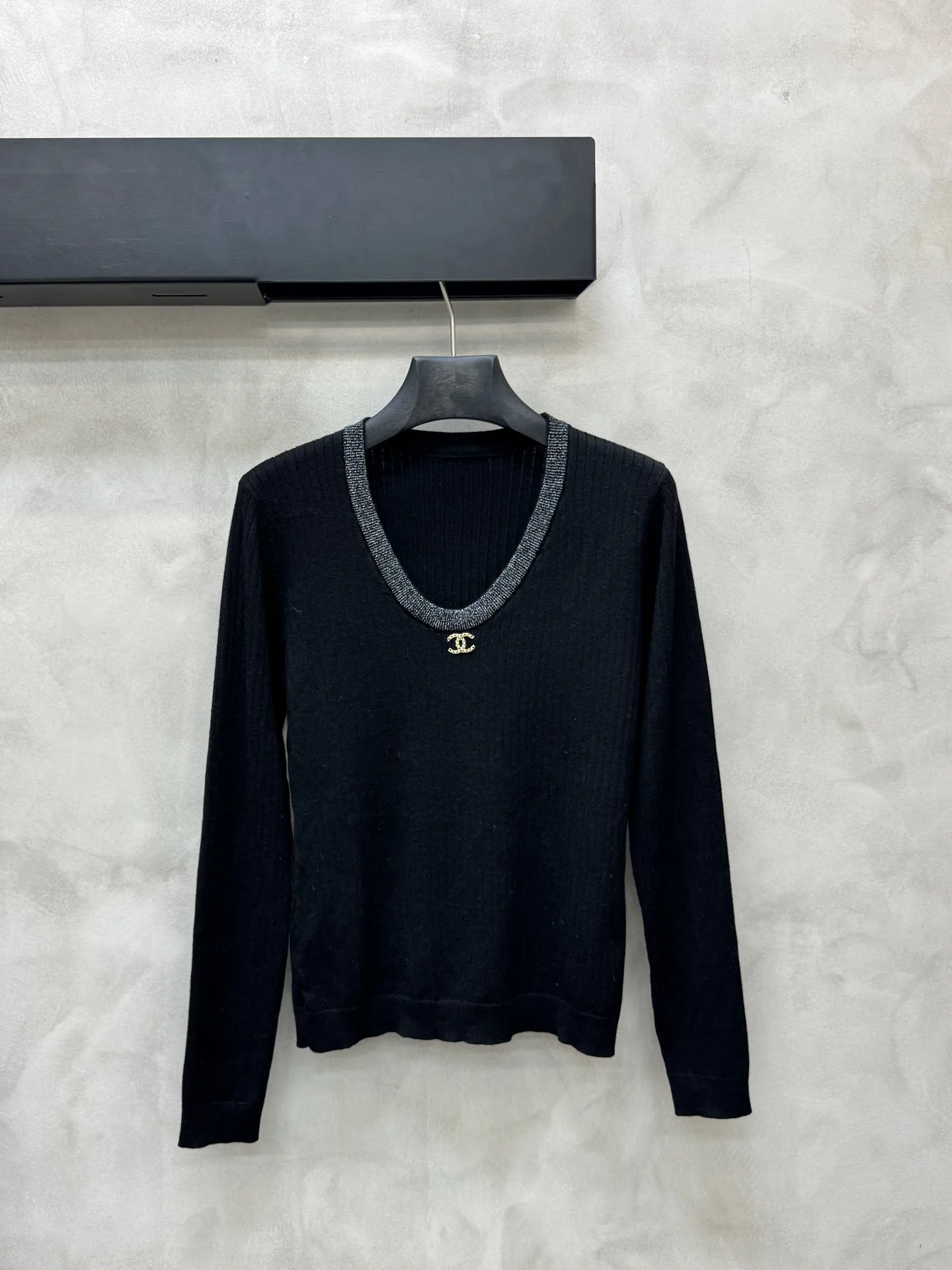 Women's Jumpers And Sweaters CHANEL 18130868