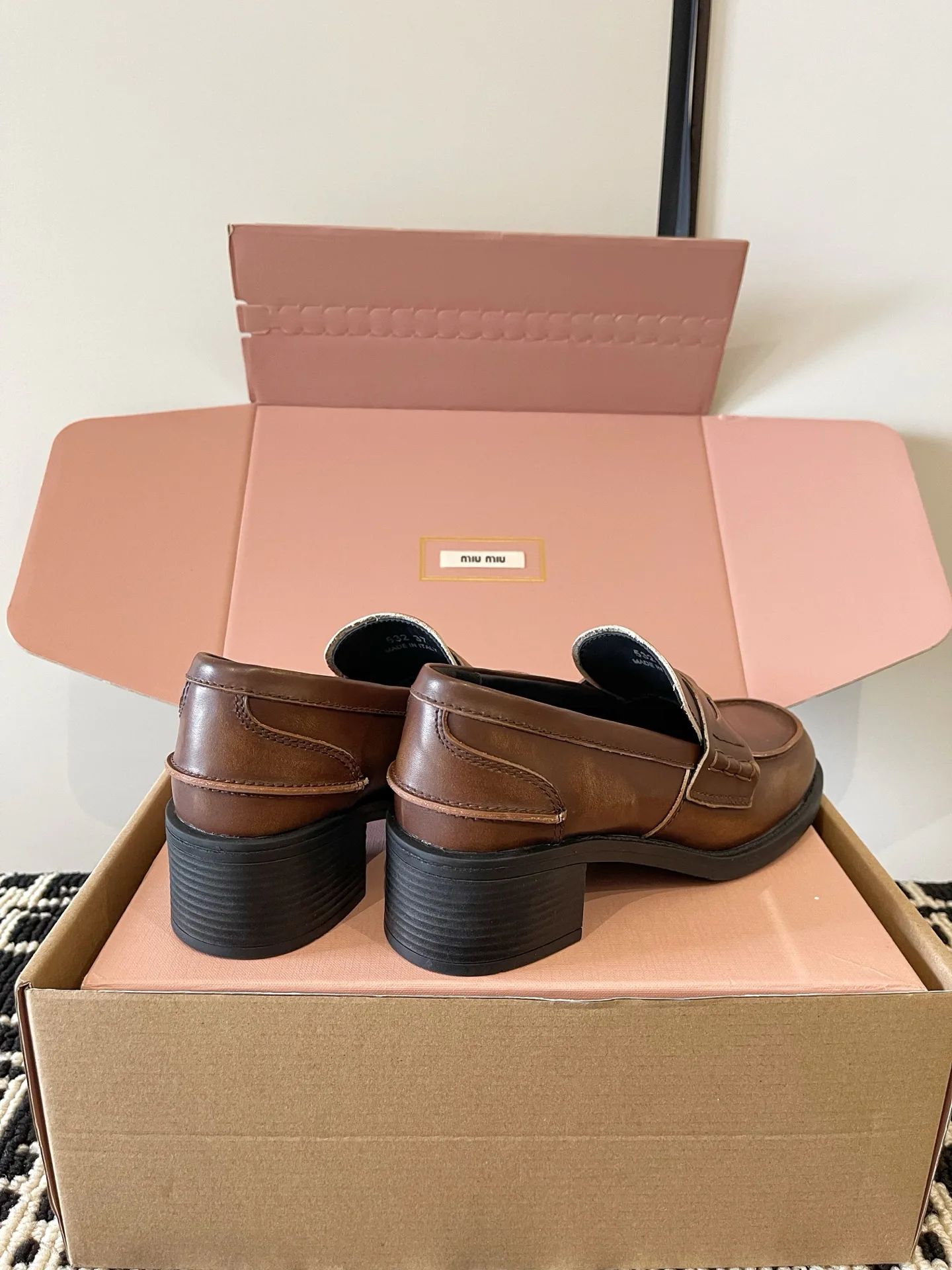 Women's Loafers And Moccasins MIU MIU 16968117