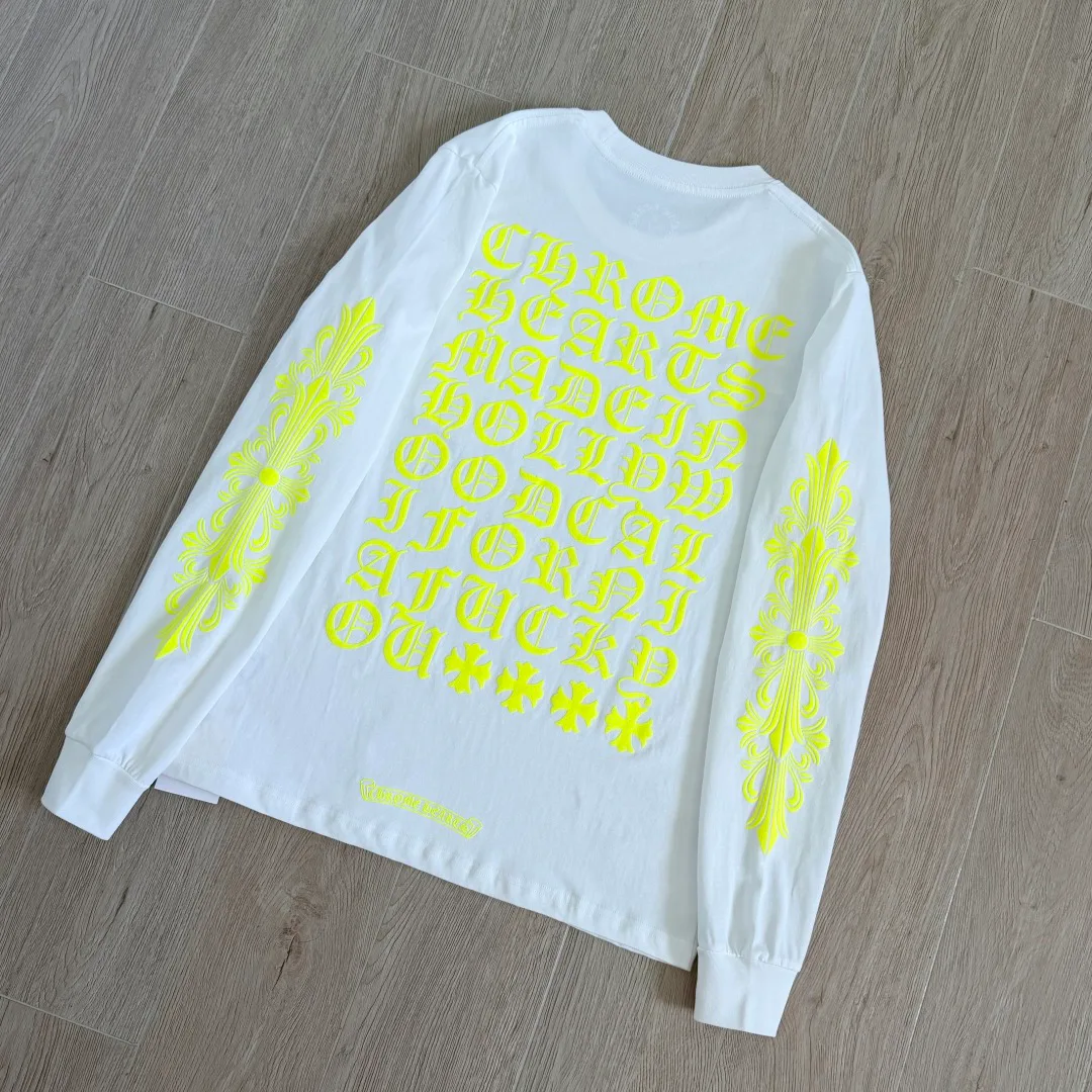 Women's T-Shirts CHROME HEARTS 17953638