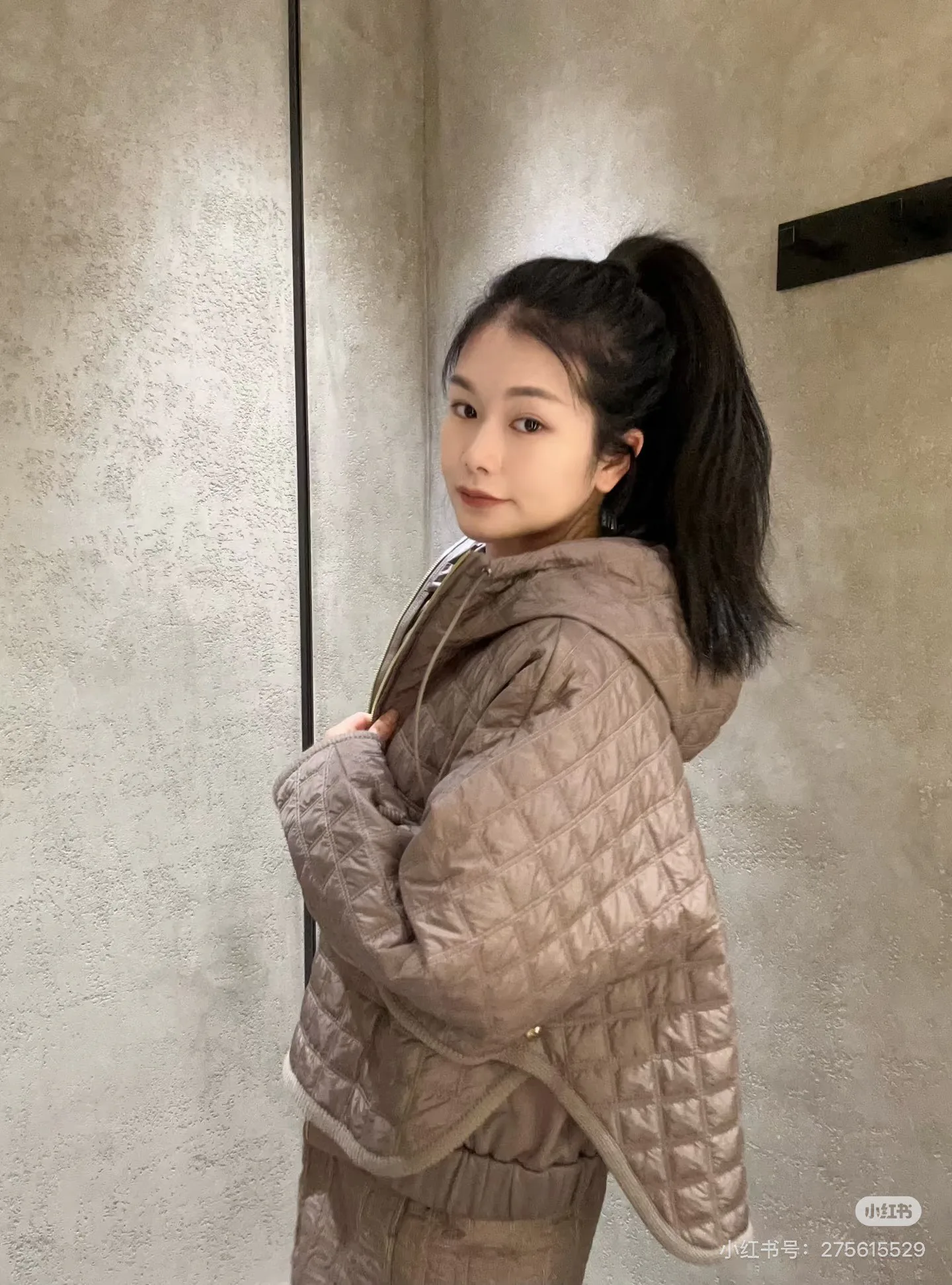 Women's Jackets And Down Jackets MONCLER 18044529