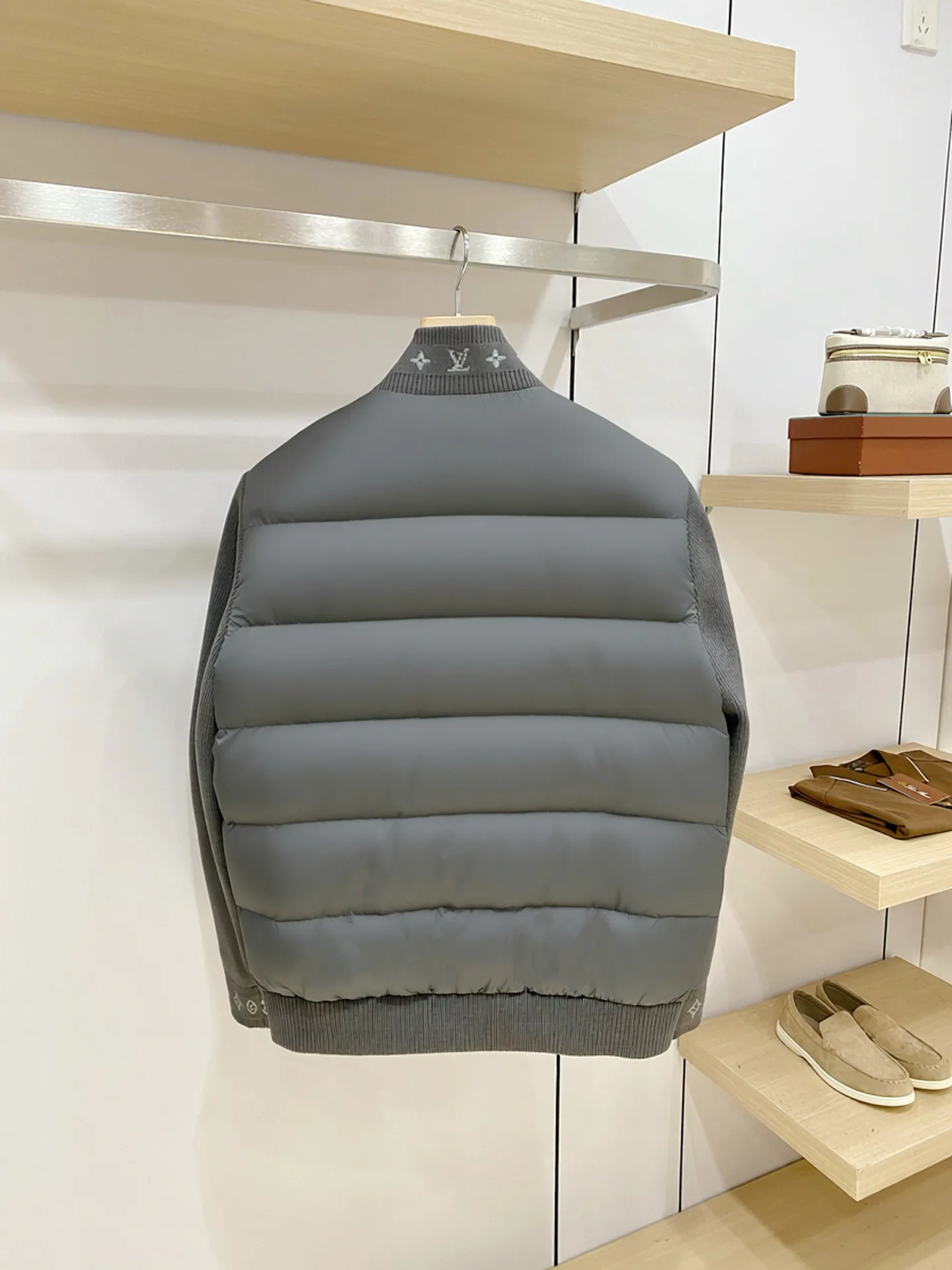 Men's Jackets And Down Jackets LOUIS VUITTON 18374653