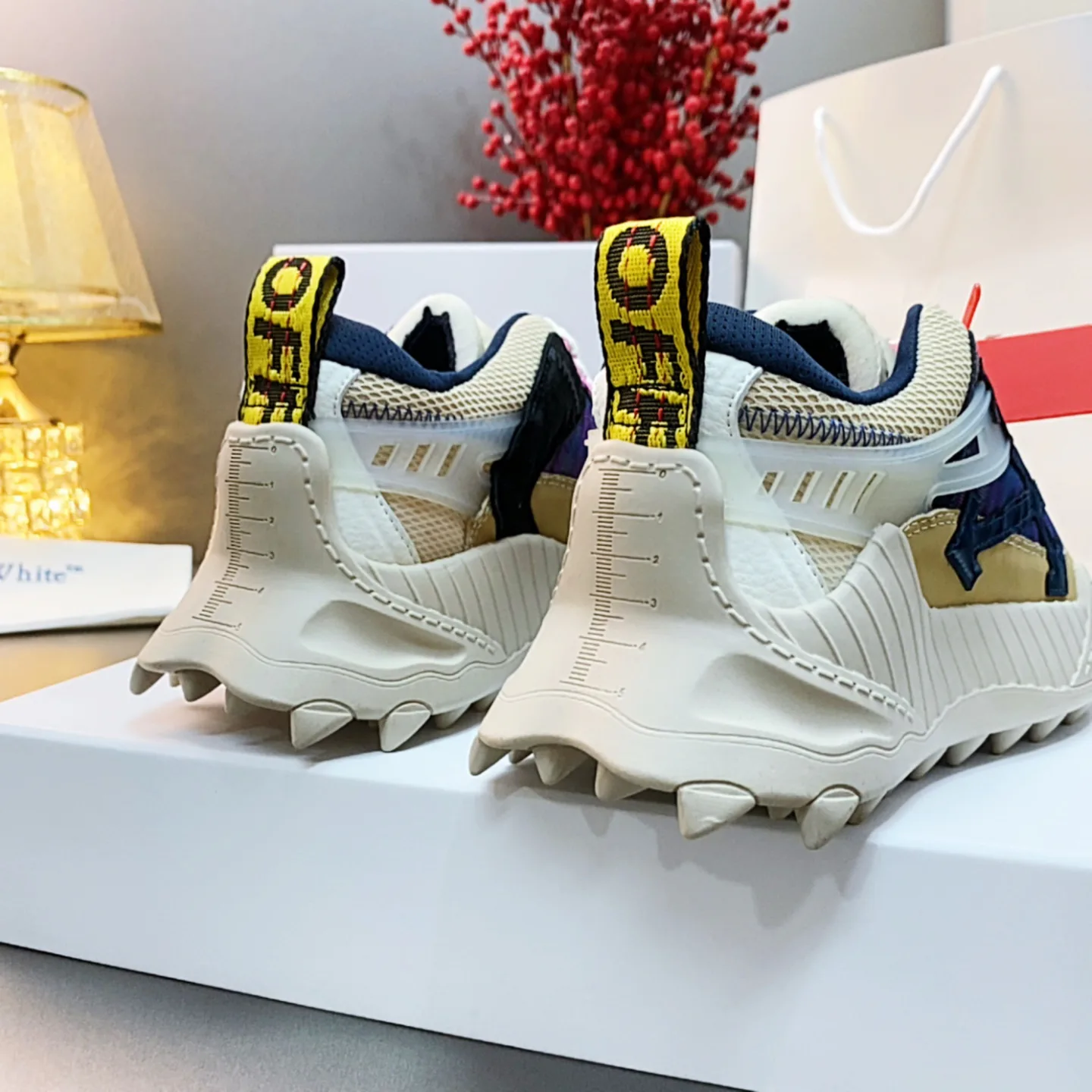 Women's Sneakers OFF-WHITE 17530543