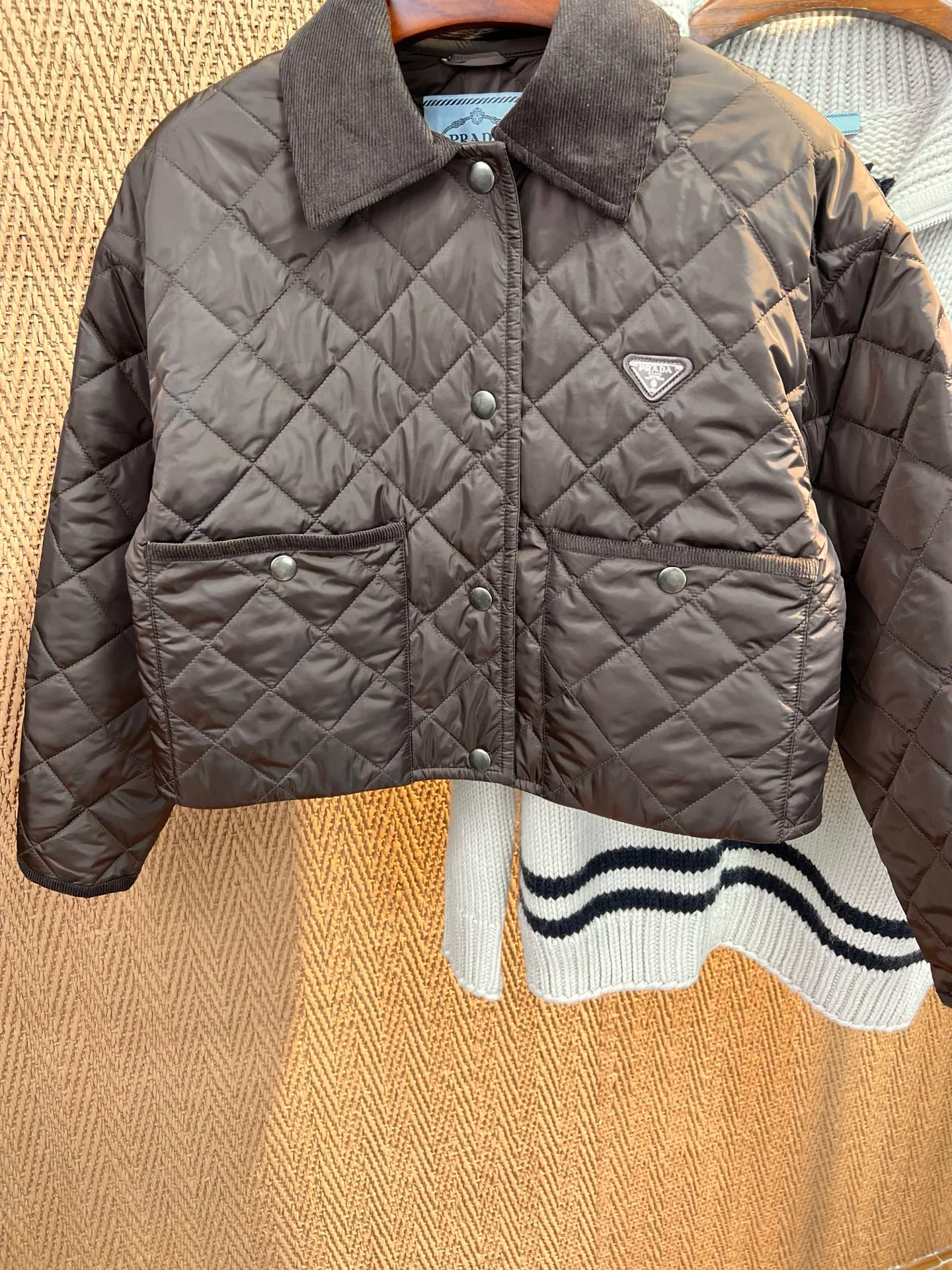 Women's Jackets And Down Jackets PRADA 18324202