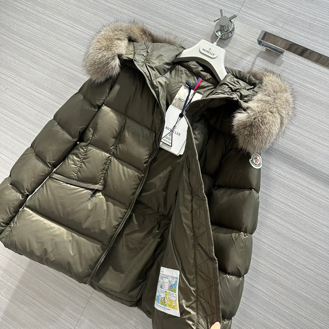Women's Jackets And Down Jackets MONCLER 18130055