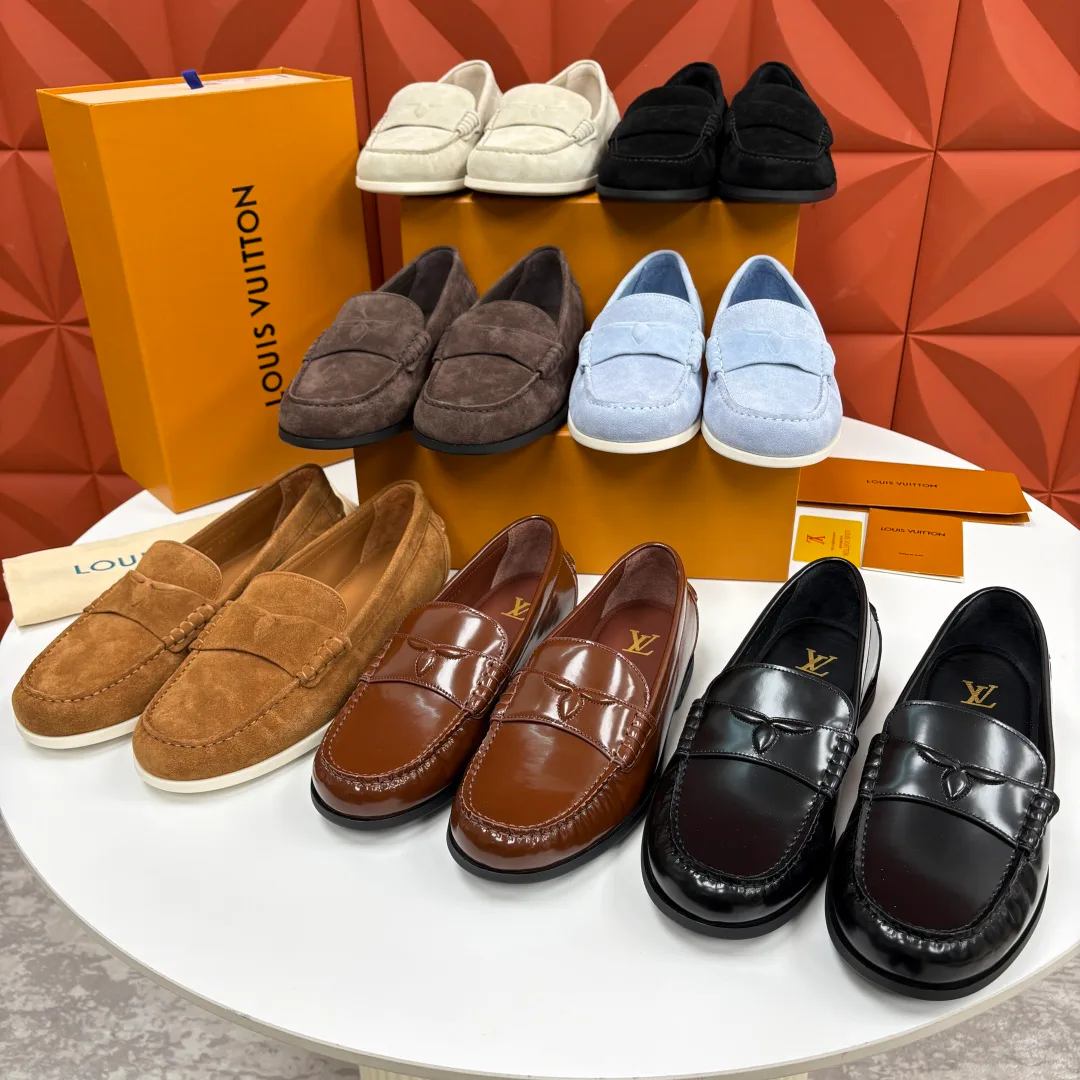 Men's Loafers And Dress Shoes LOUIS VUITTON 17715944