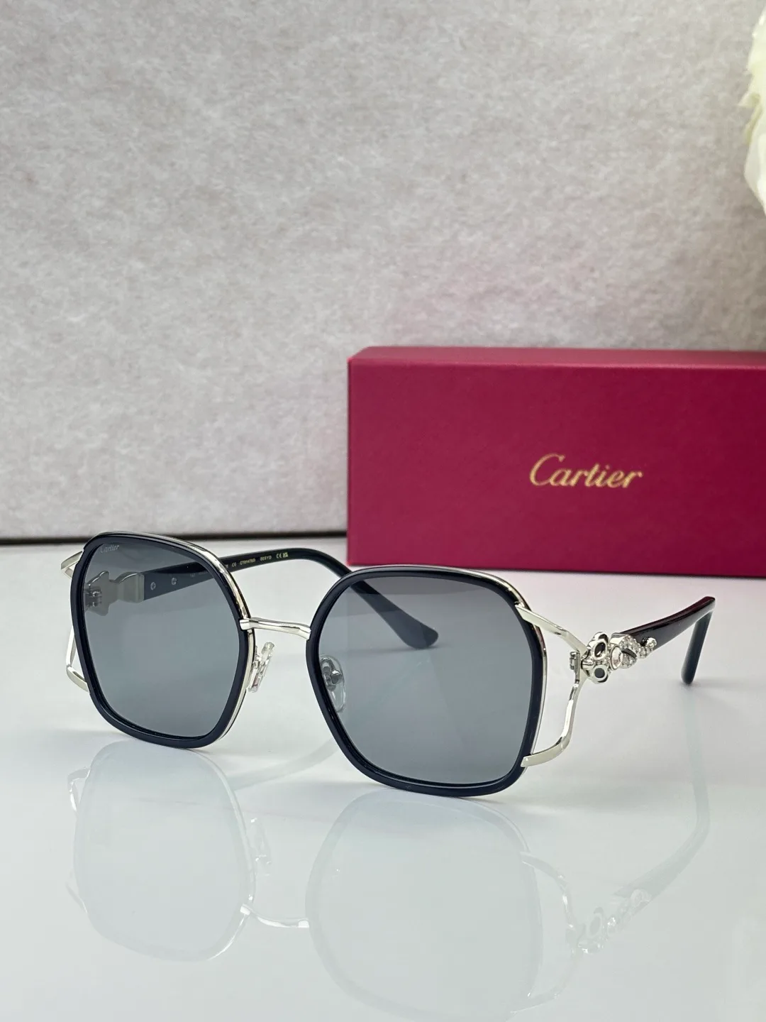 Glasses CARTIER 18441794