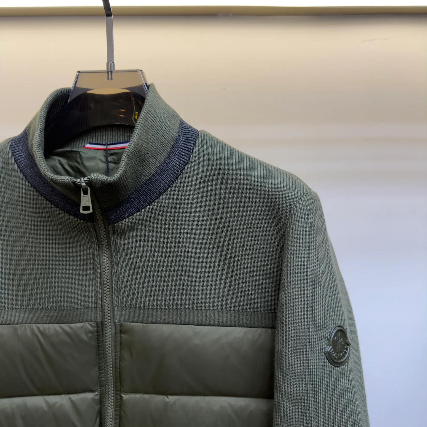 Men's Jackets And Down Jackets MONCLER 18048019