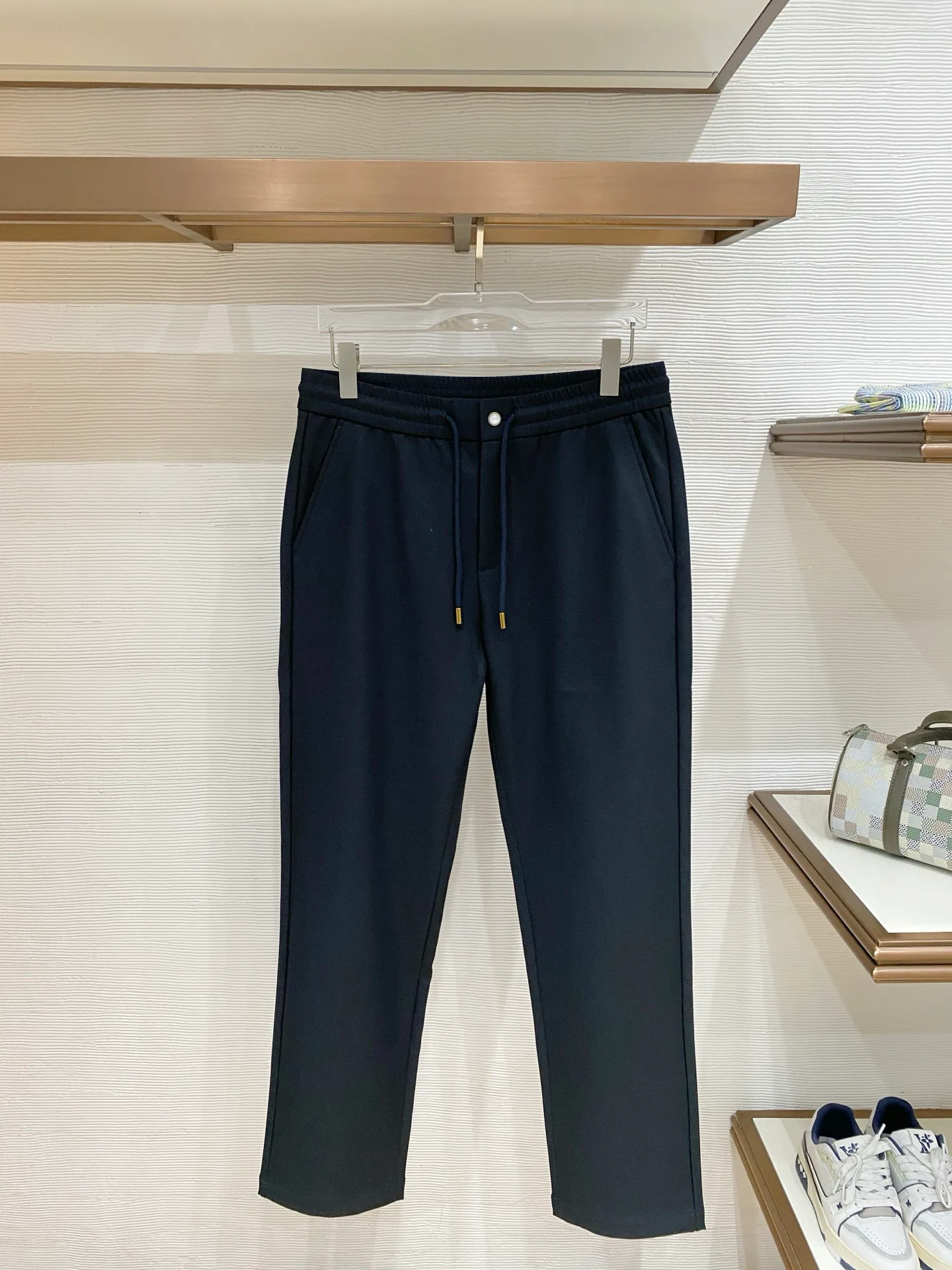 Men's Jackets And Down Jackets LOUIS VUITTON 18109557