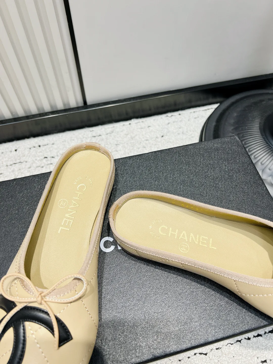 Women's Mules And Clogs CHANEL 17637857