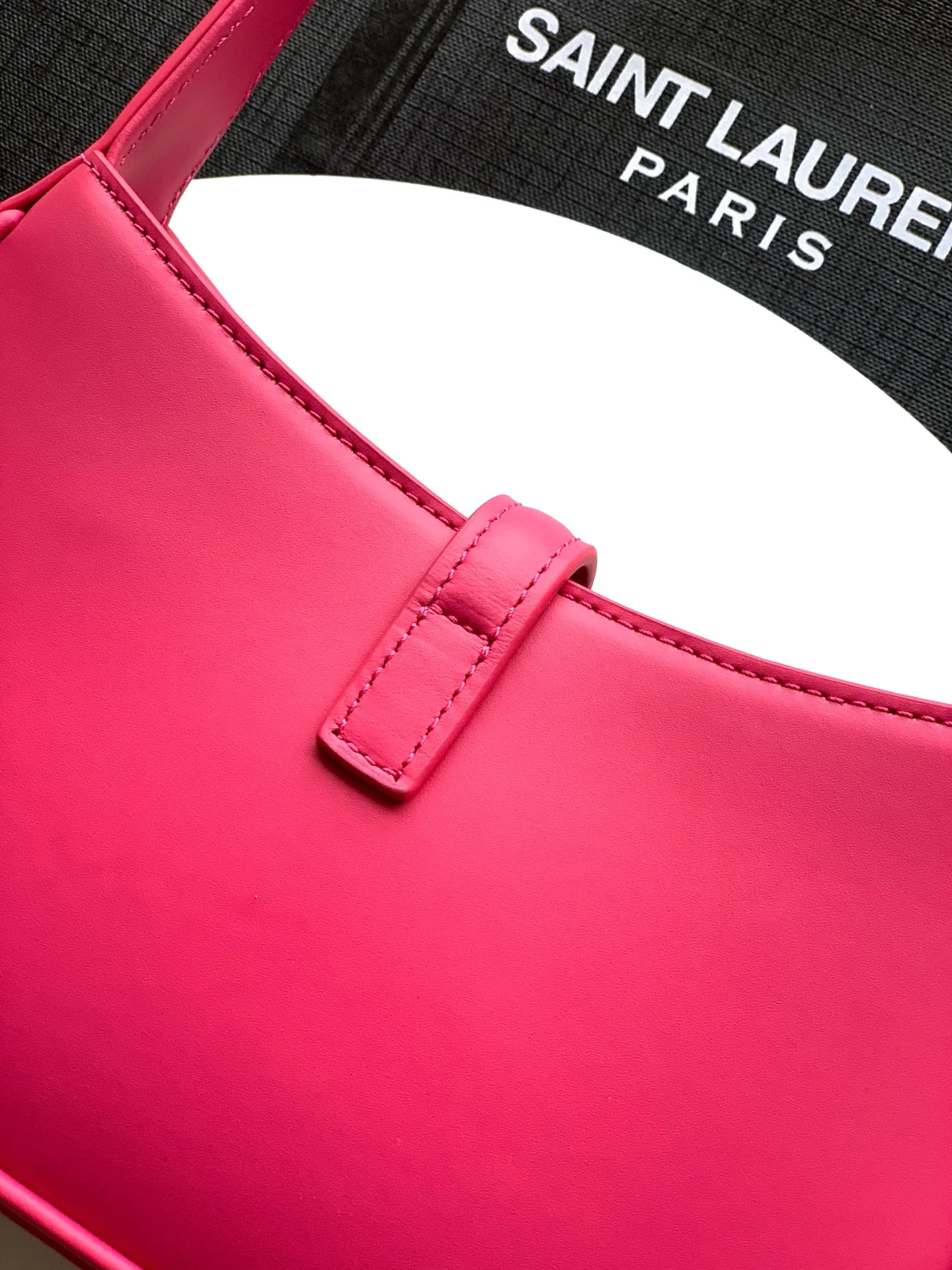 Классические Сумки Женские Saint Laurent 18610979