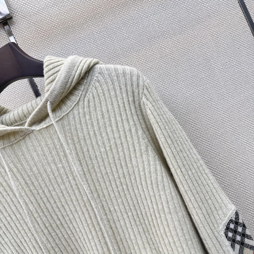 Women's Jumpers And Sweaters BURBERRY 18094407