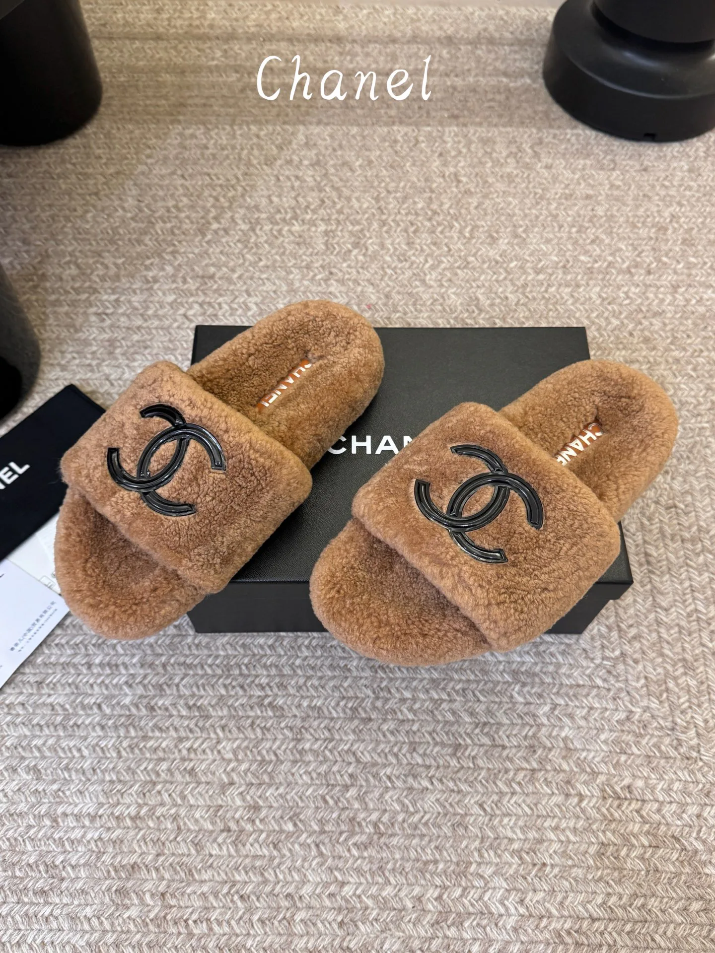 Women's Slippers CHANEL 17935001