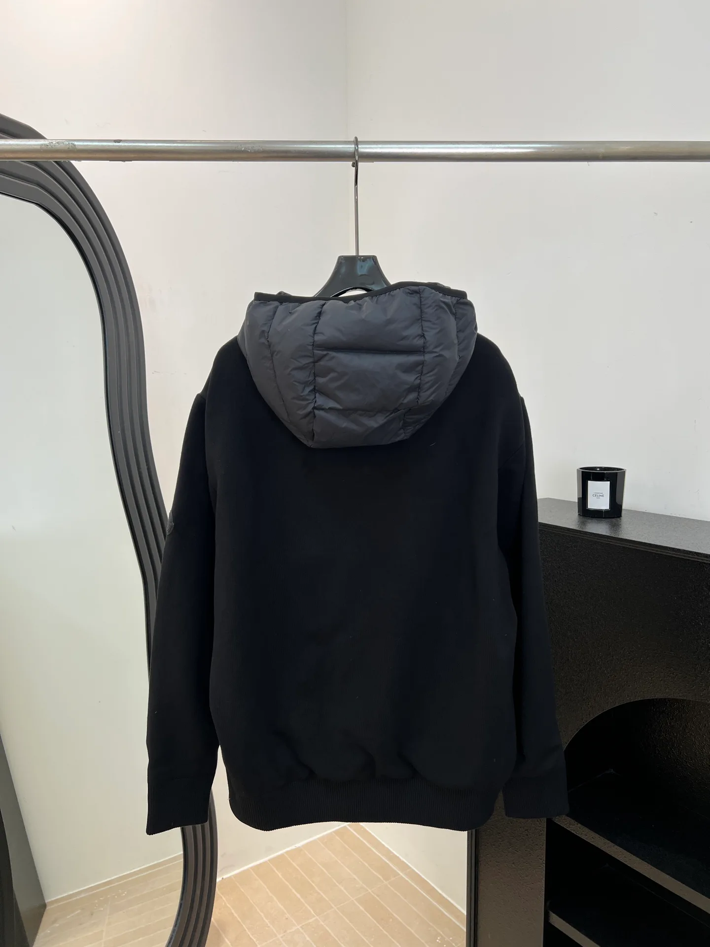 Men's Jackets And Down Jackets MONCLER 18171052