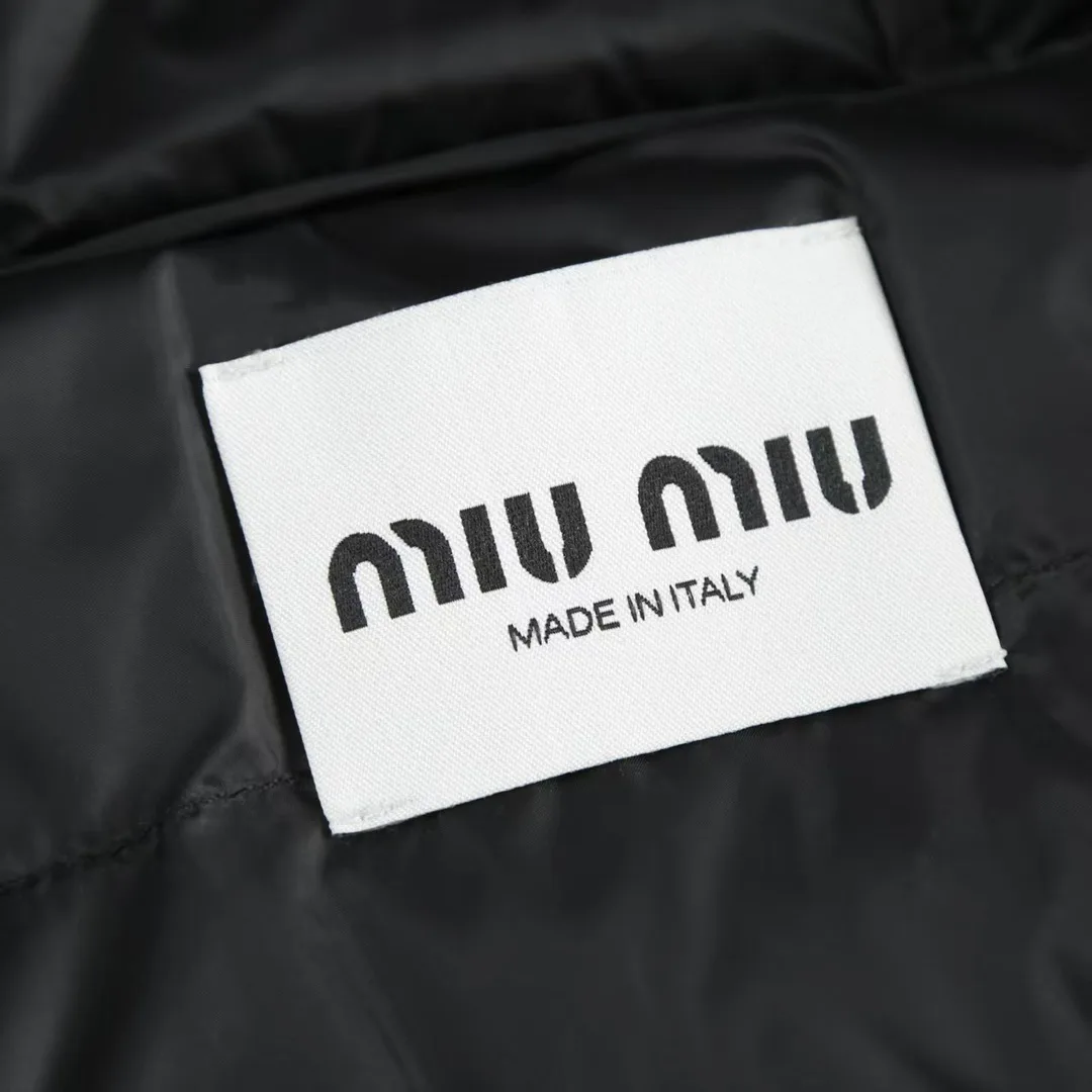 Women's Jackets And Down Jackets MIU MIU 18022443