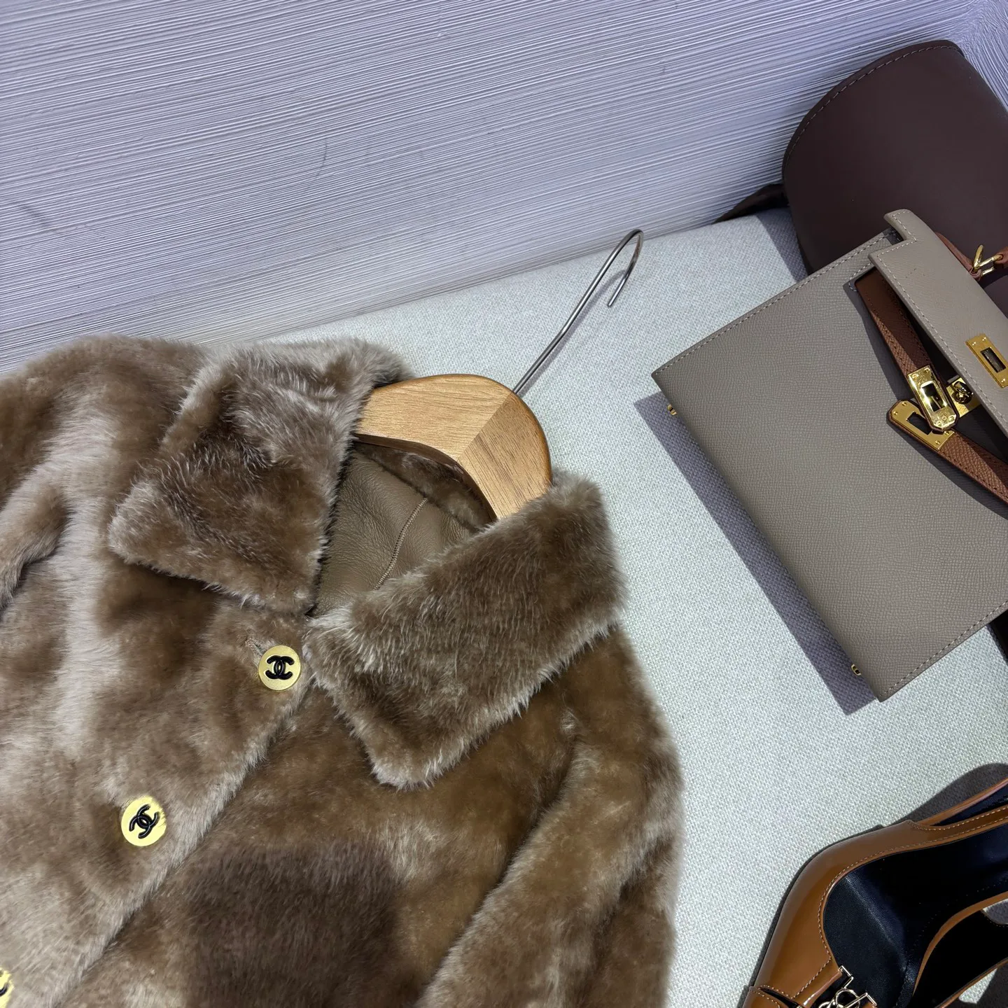 Women's Leather Jackets And Sheepskin Coats CHANEL 18016151