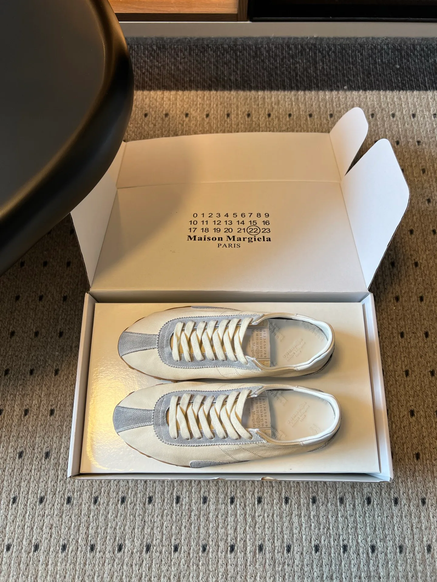 Women's Sneakers MAISON MARGIELA 17523634