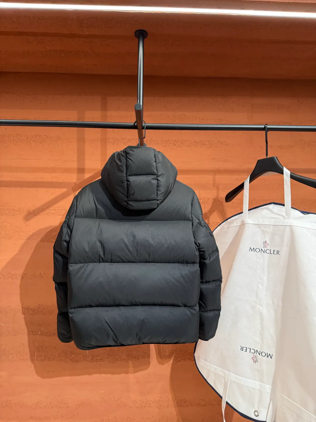 Men's Jackets And Down Jackets MONCLER 18237413