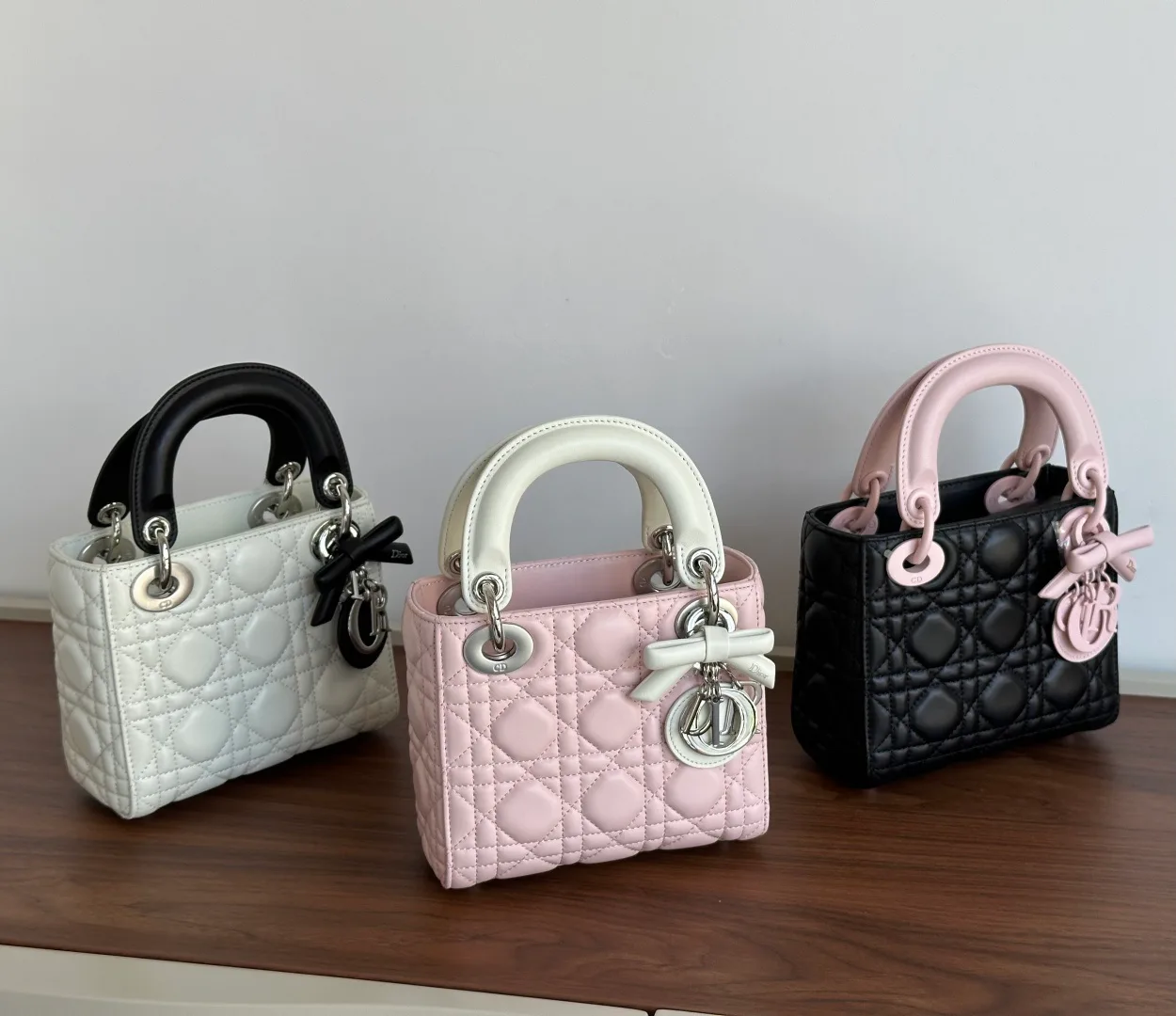 Women's Classic Handbags CHRISTIAN DIOR 18052783