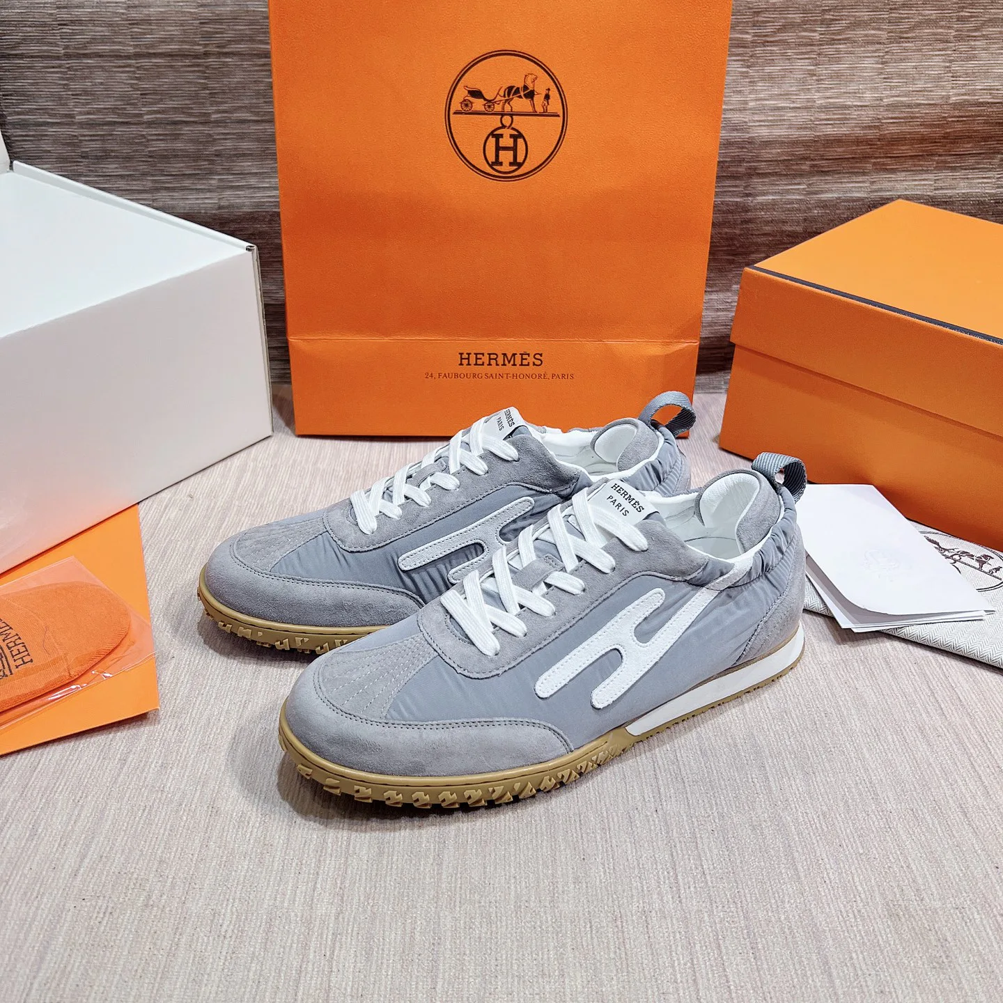 Men's Sneakers HERMES 17749540