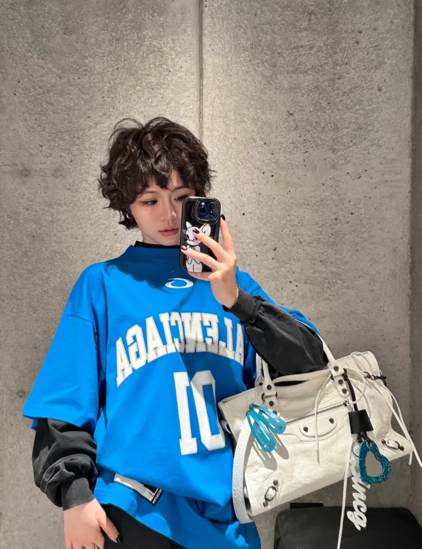 Women's T-Shirts BALENCIAGA 18190796
