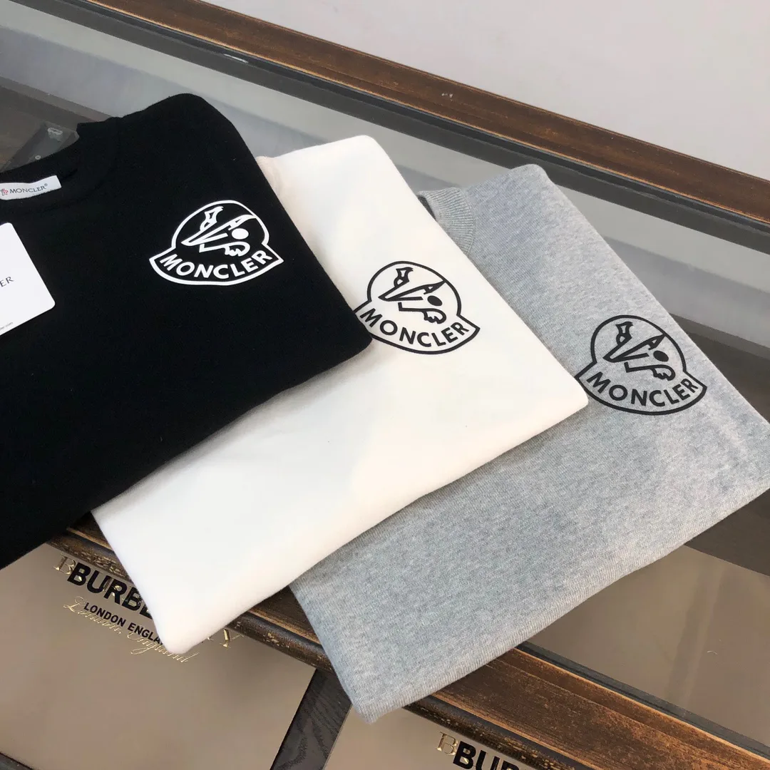 Men's Jumpers And Sweaters MONCLER 18002352