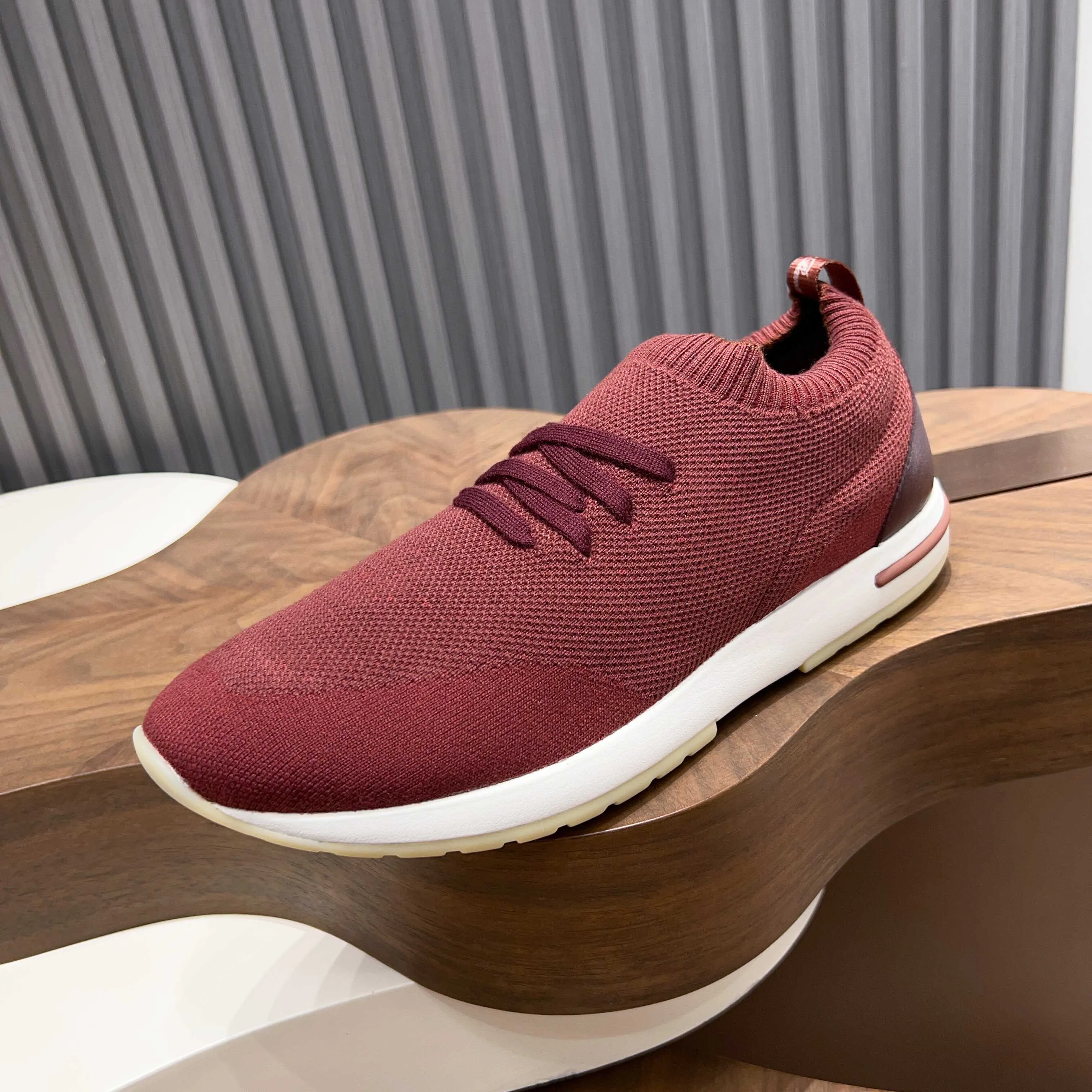 Men's Sneakers LORO PIANA 18250753