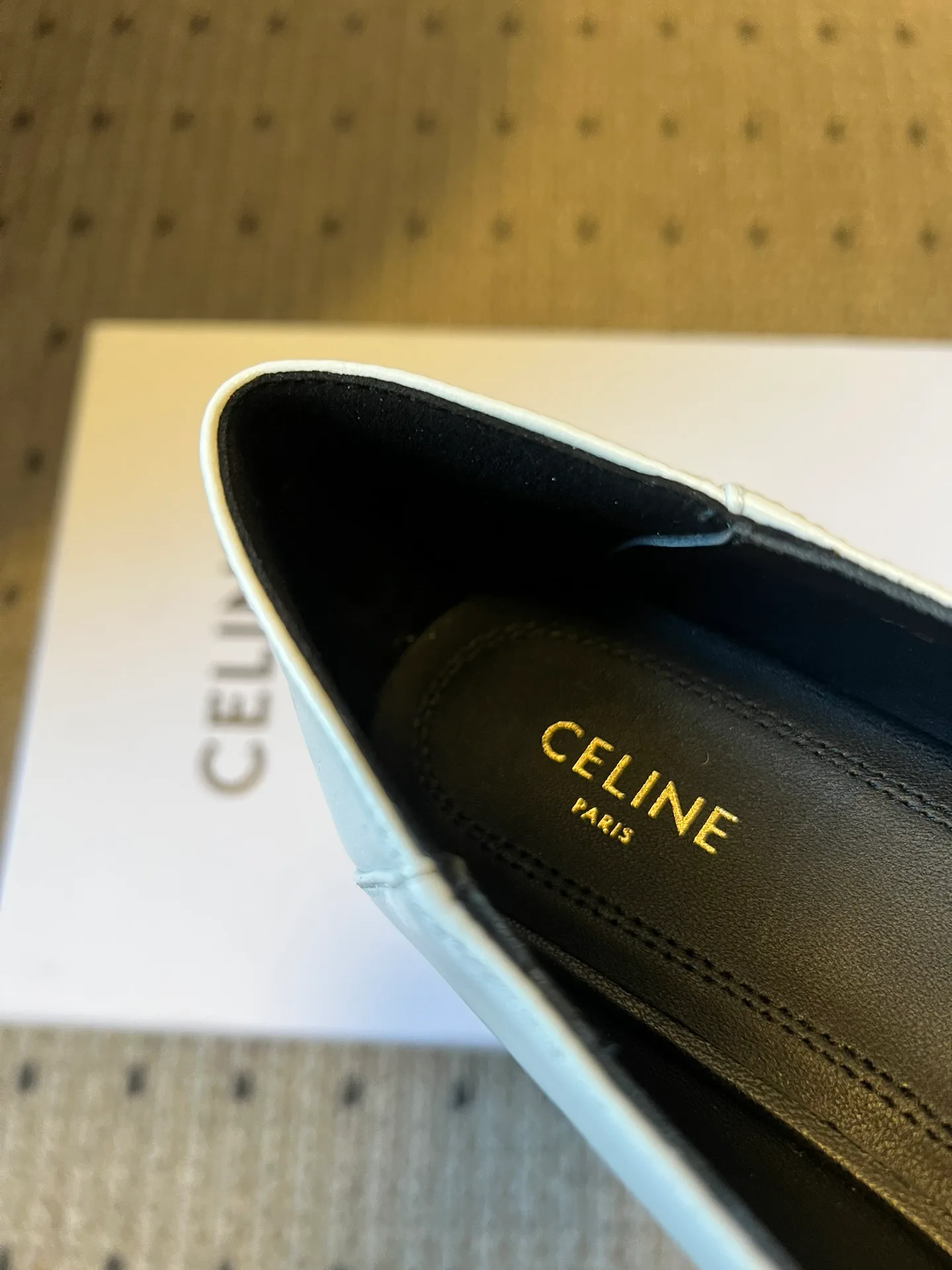 Women's Loafers And Moccasins CELINE 18395487