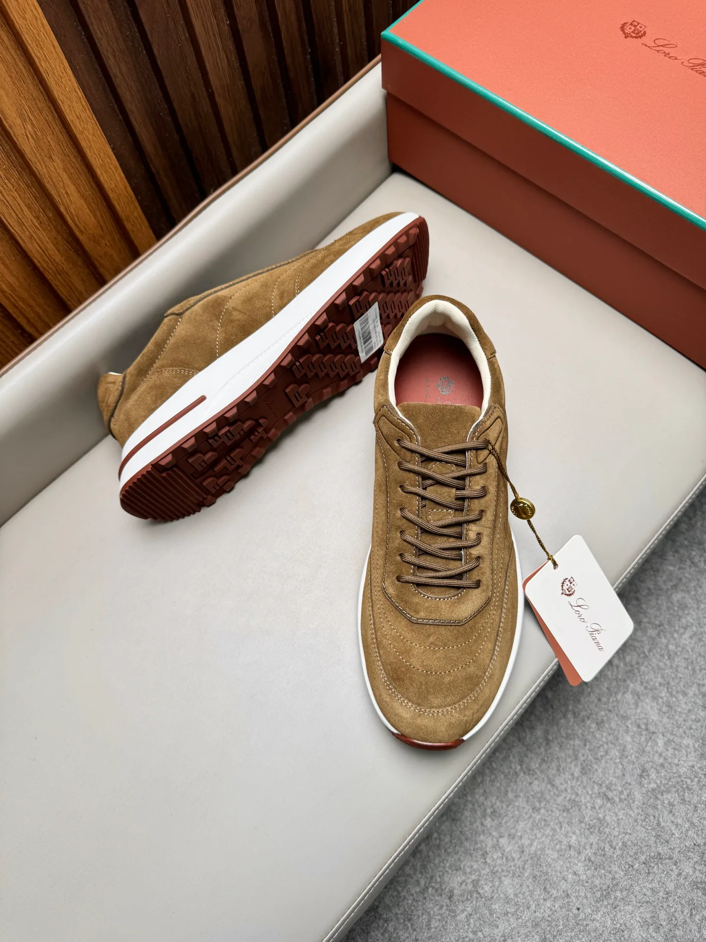 Women's Sneakers LORO PIANA 18367837