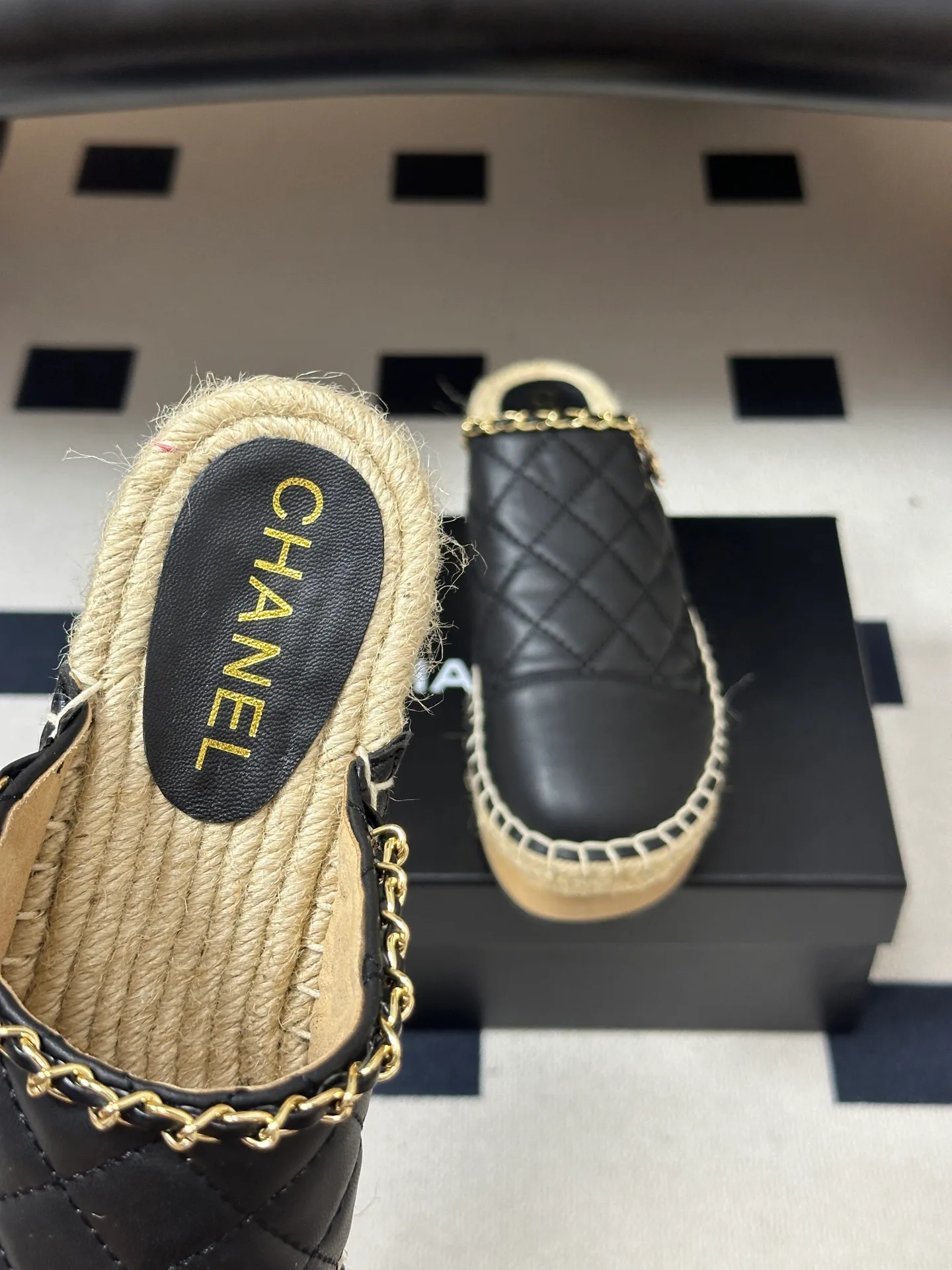 Women's Mules And Clogs CHANEL 17095144