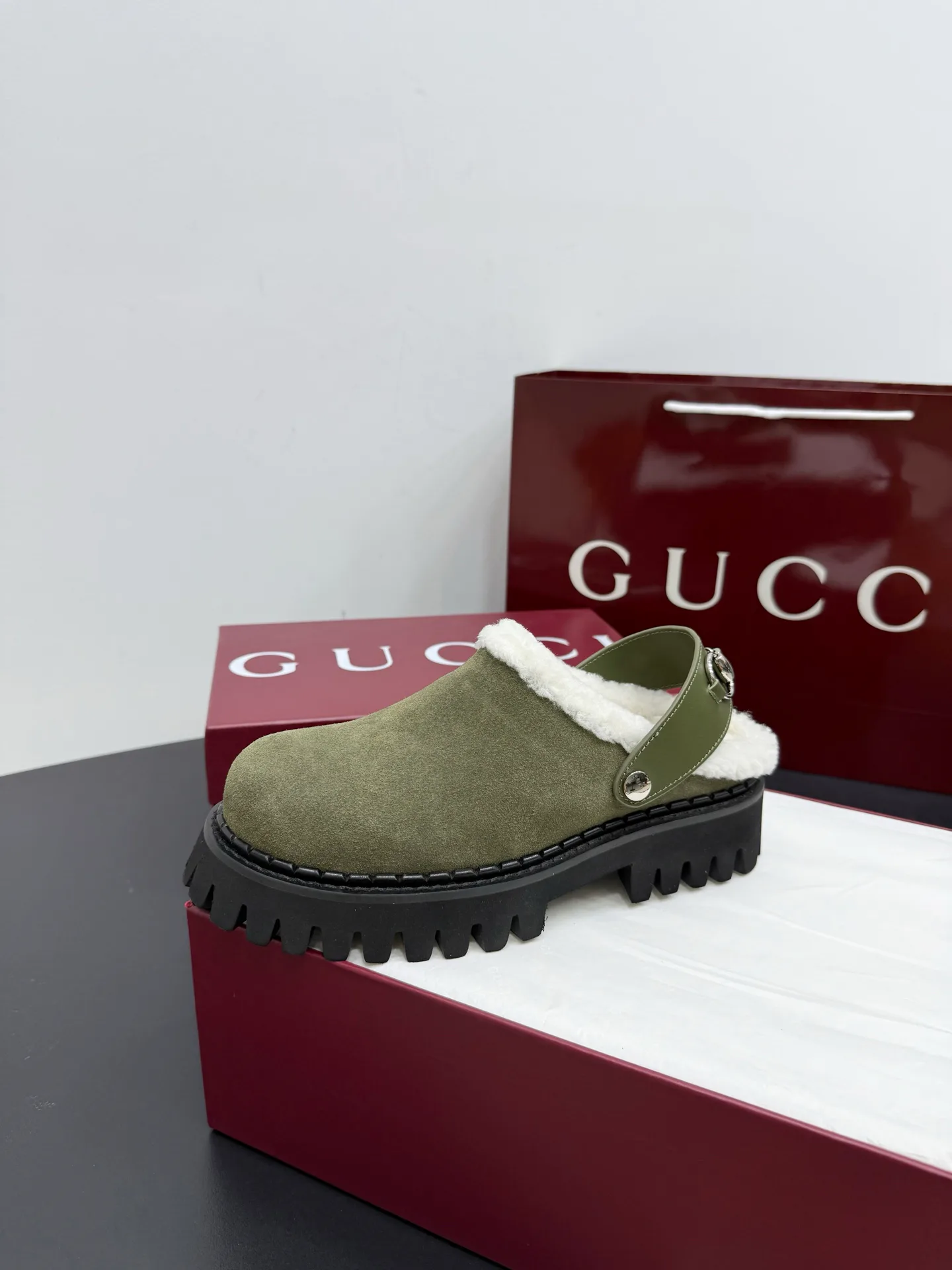 Women's Mules And Clogs GUCCI 18393369