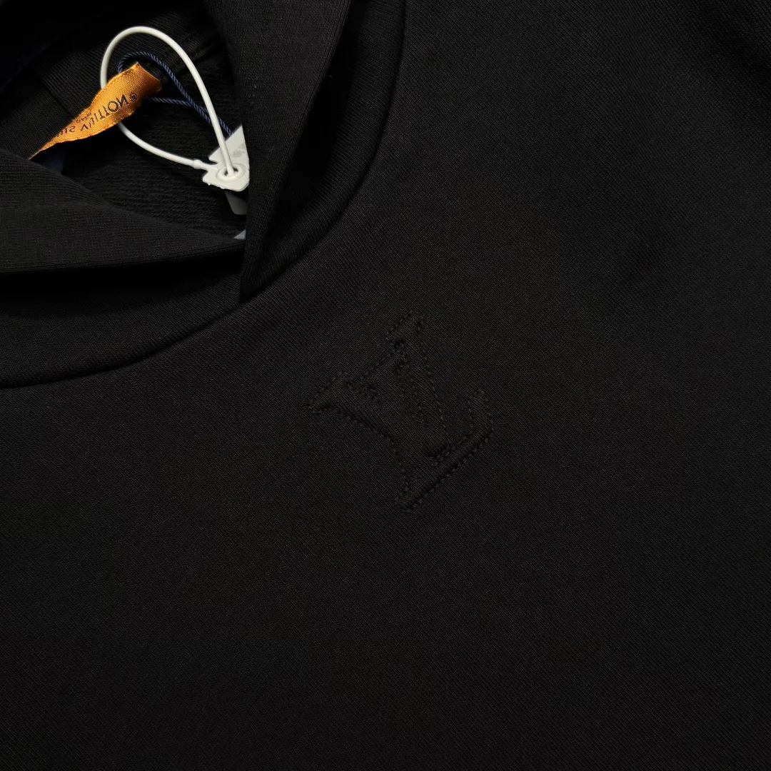 Men's Sweatshirts And Hoodies LOUIS VUITTON 17721156