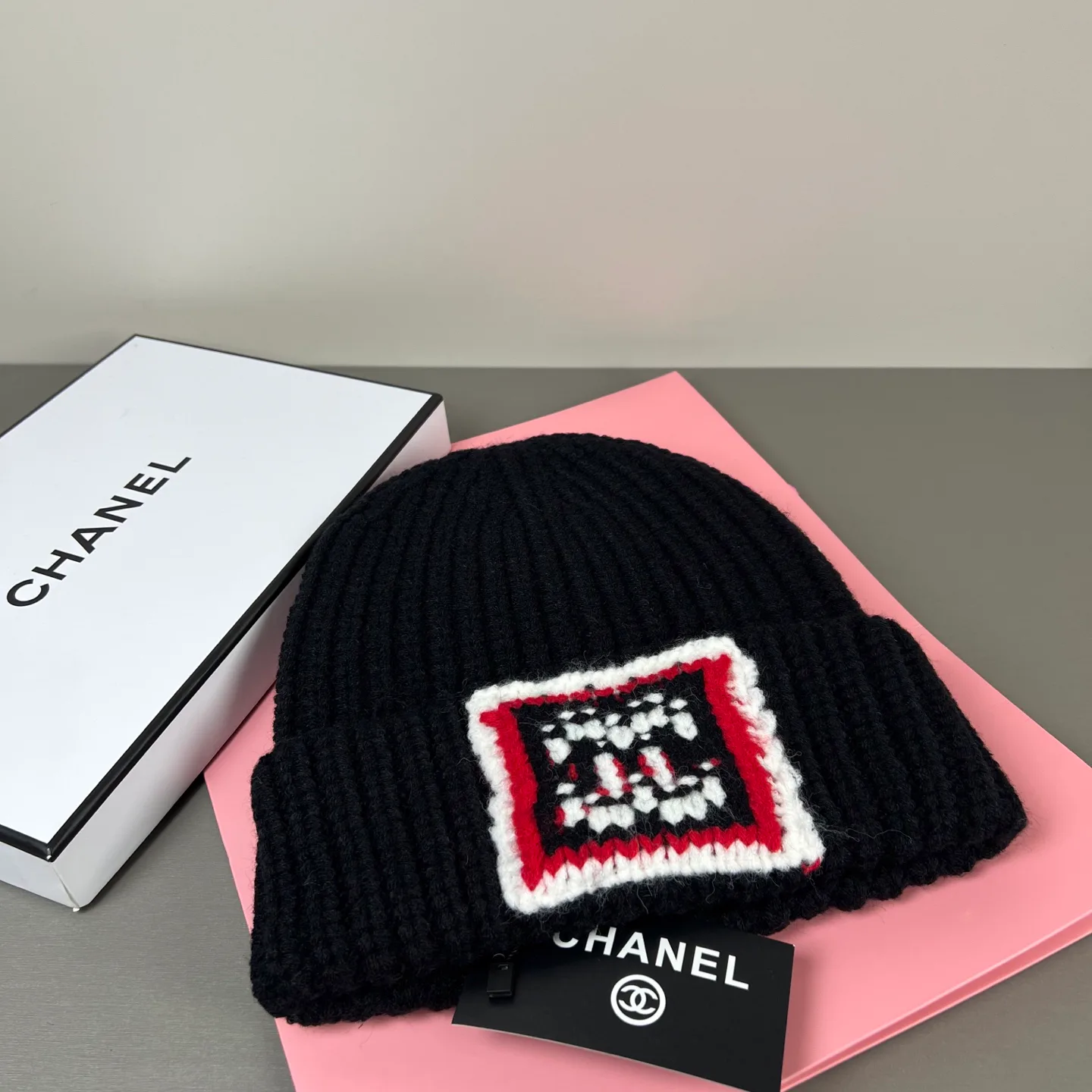 Hats CHANEL 18093228